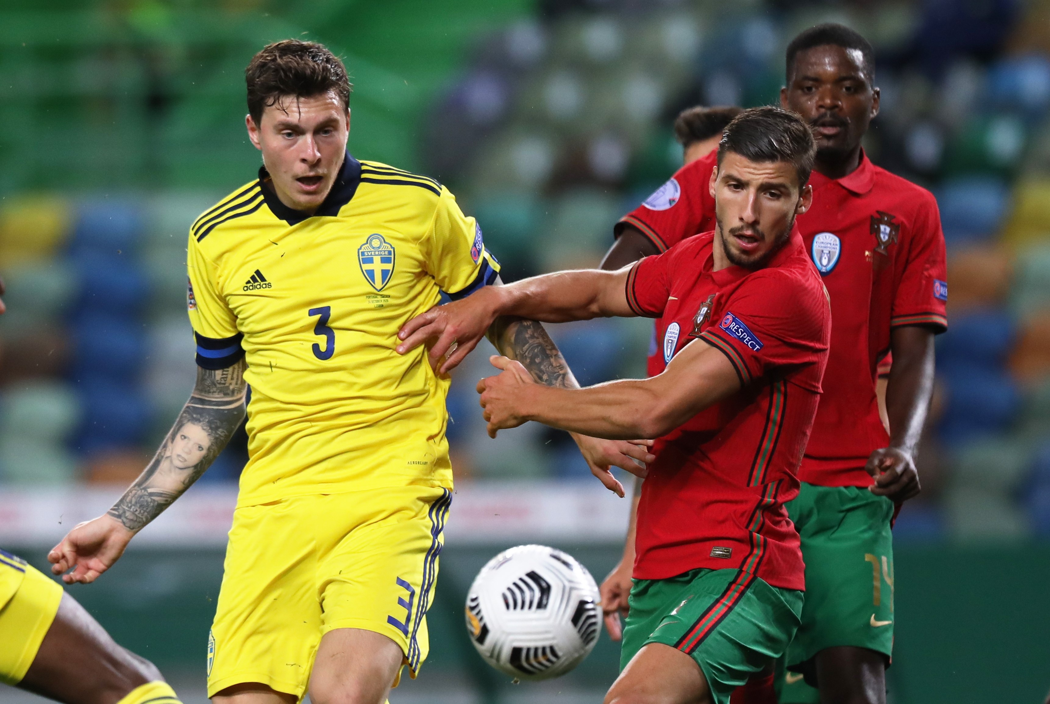 Ronaldo nhiem Covid-19 anh 8