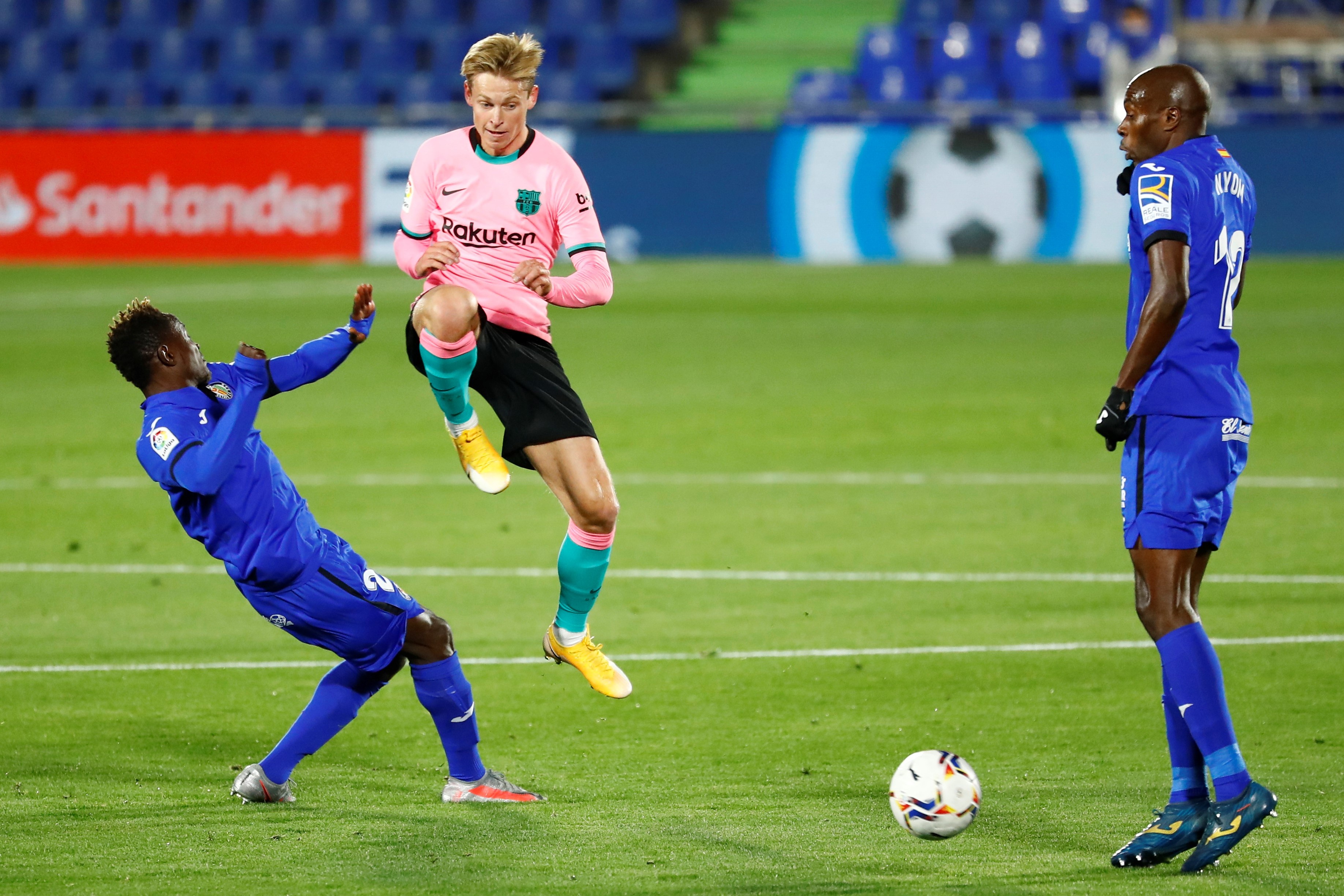 Barca thua Getafe anh 5