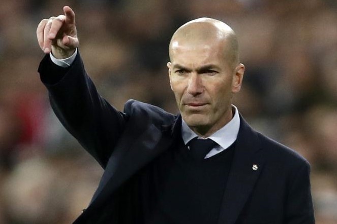 HLV Zidane khong hai long voi thai do cua hoc tro hinh anh