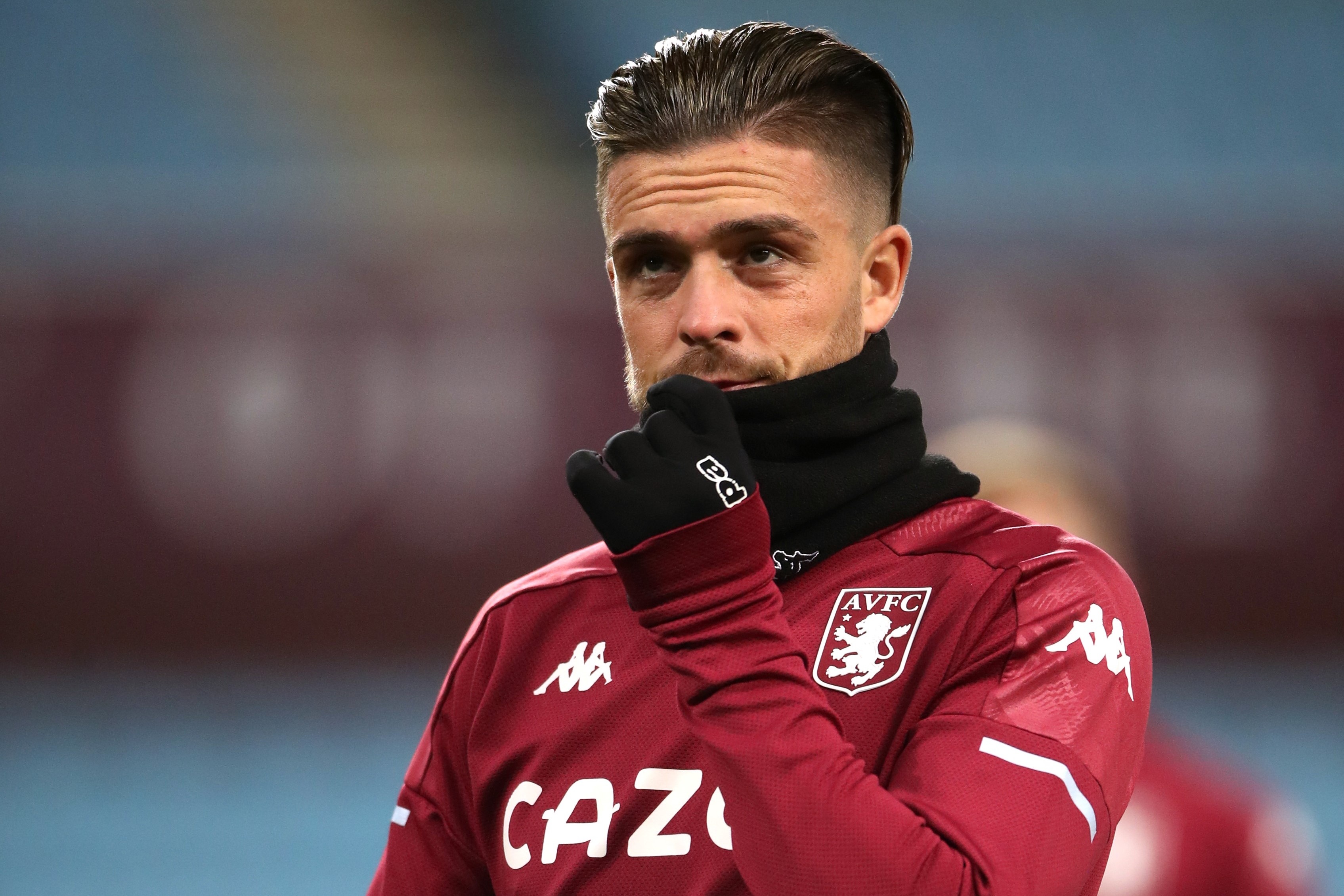 Aston Villa dau voi Leeds United anh 1