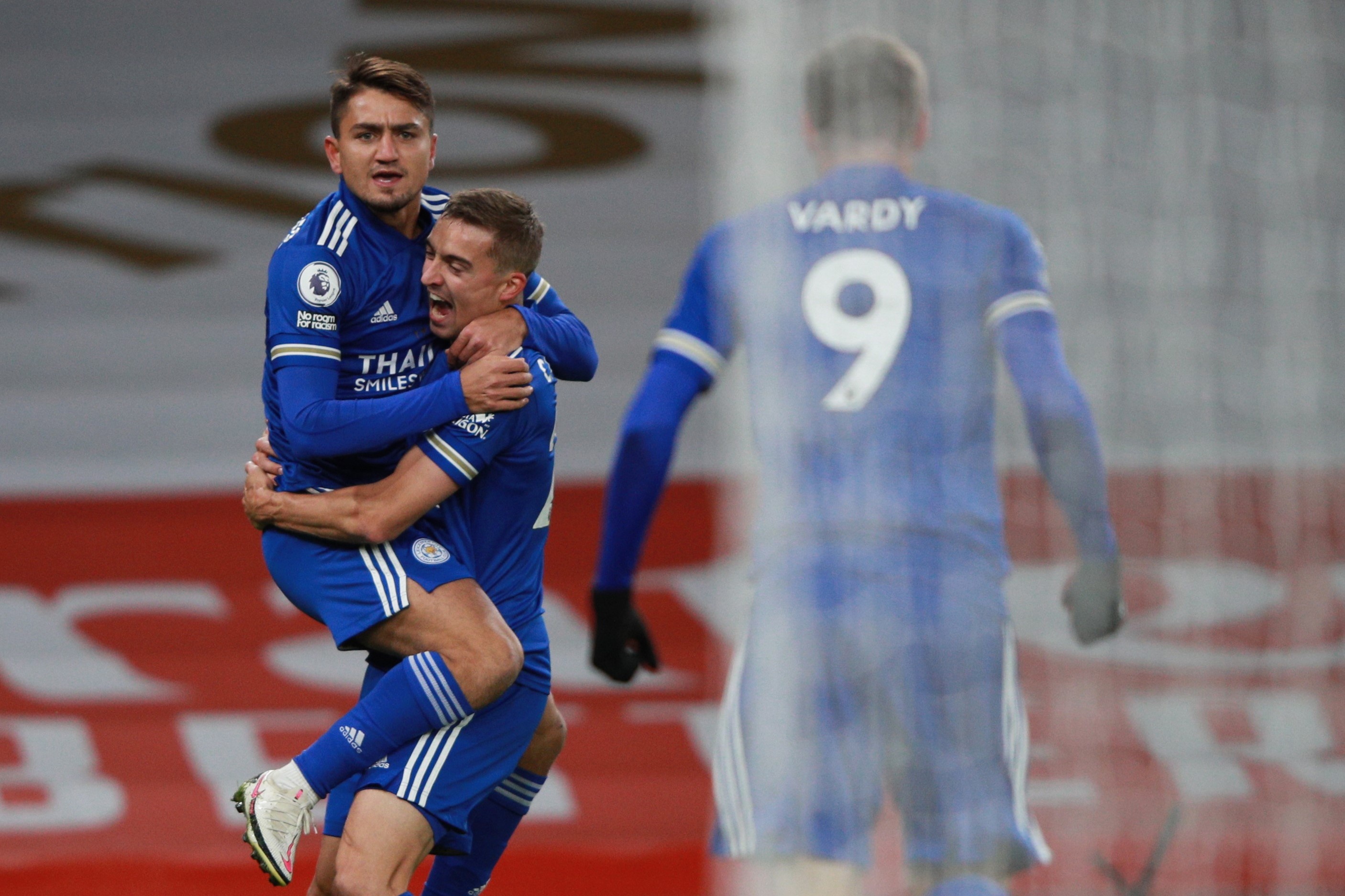 Arsenal dau voi Leicester anh 8