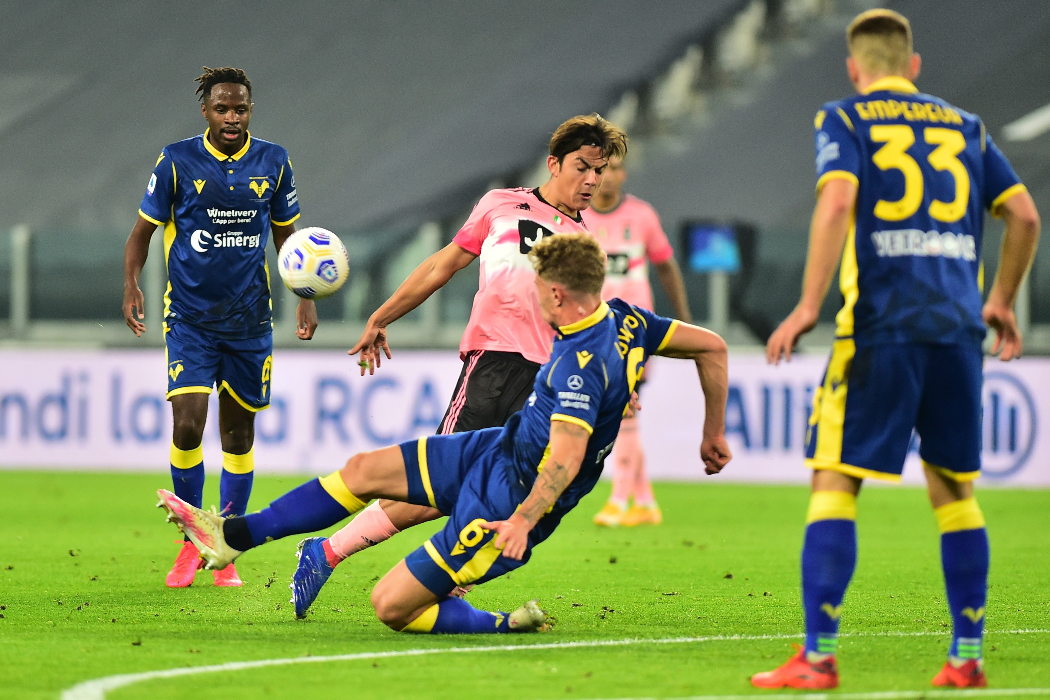 Ronaldo duong tinh Covid-19 anh 3