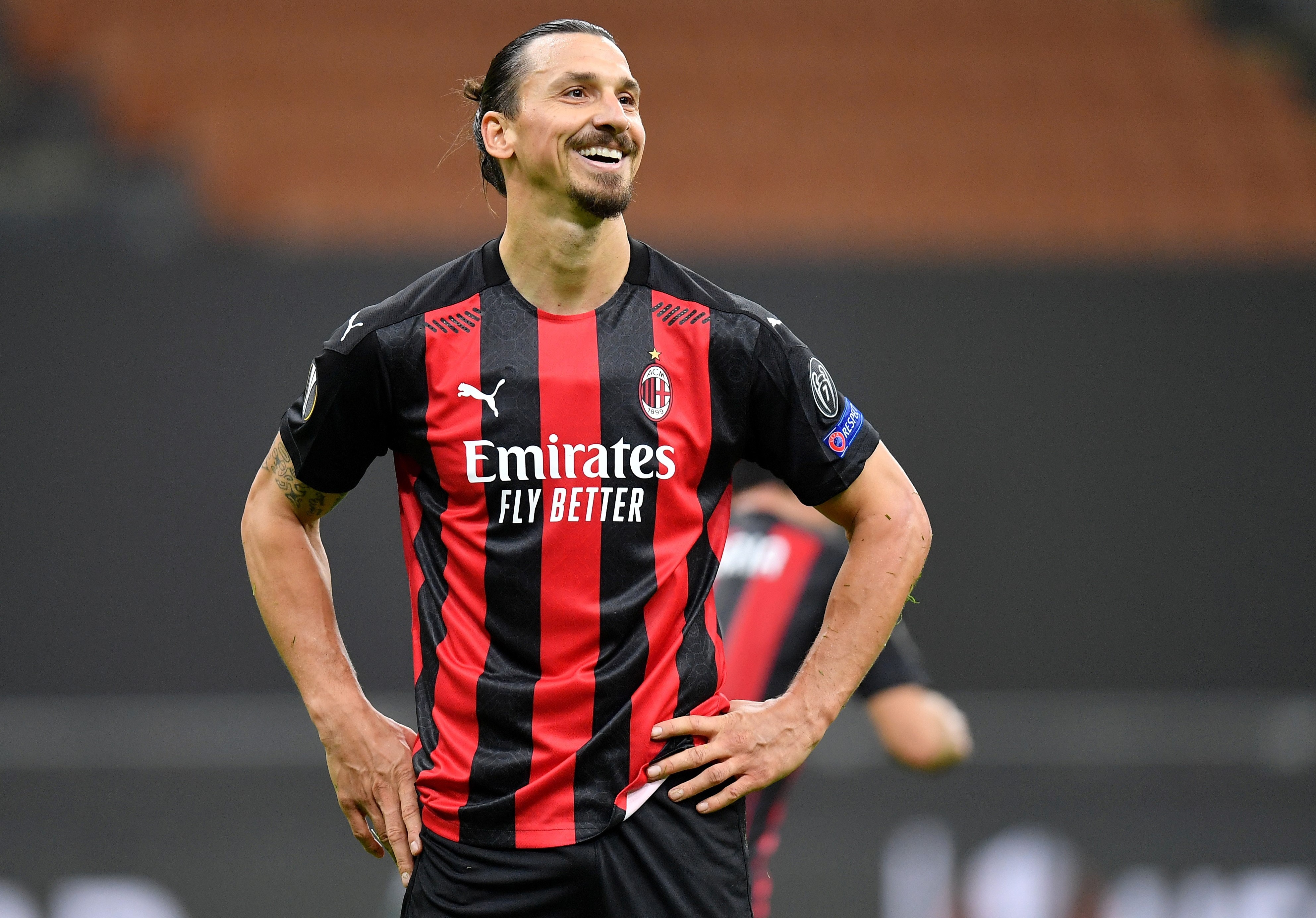 Ibrahimovic lap ky luc anh 9