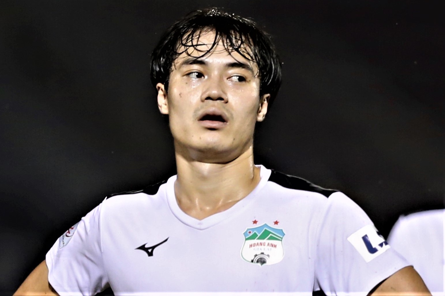 Highlights CLB TP.HCM 2-1 HAGL: Tham hoa hang phong ngu hinh anh