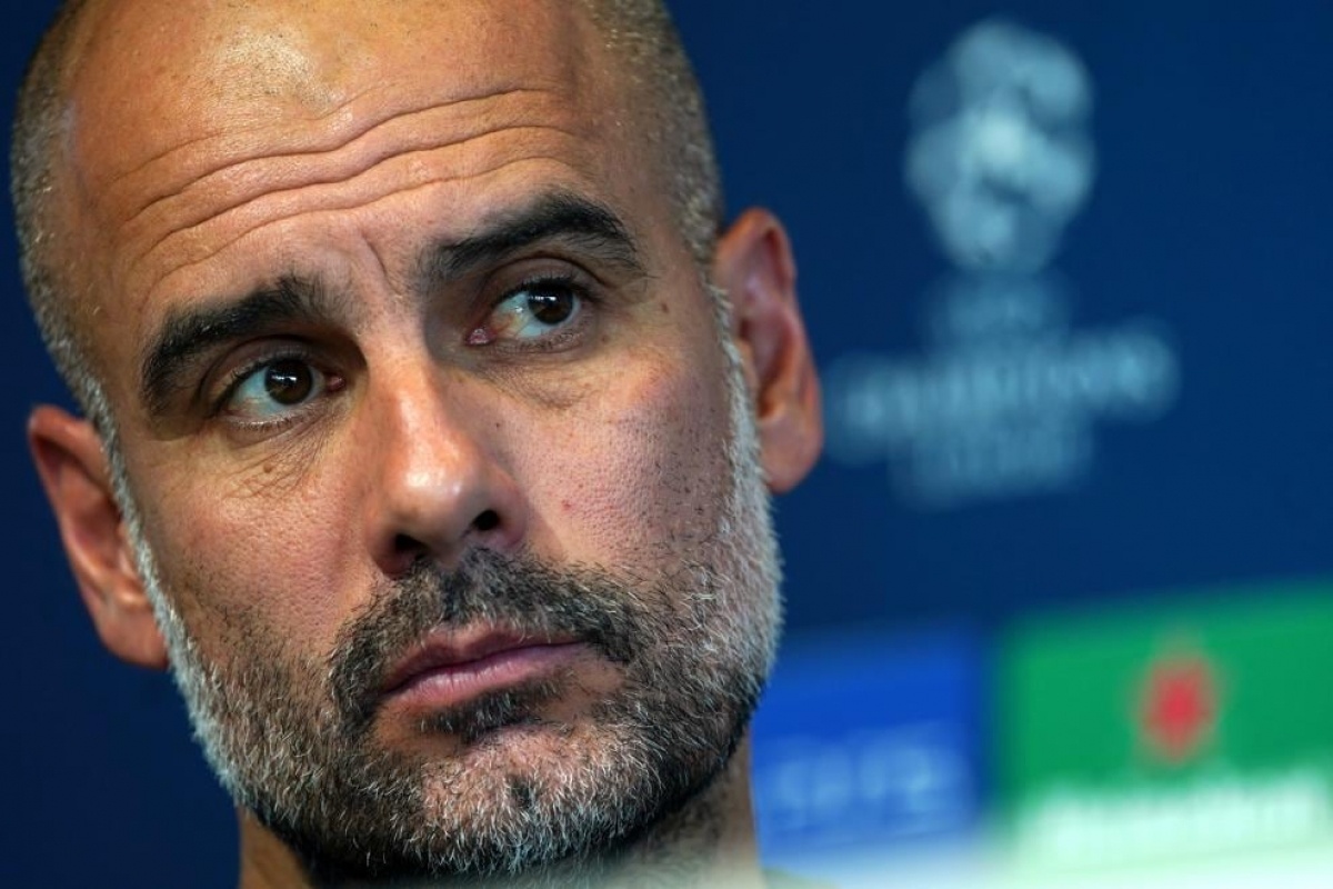 Pep Guardiola nhac nho hoc tro hinh anh