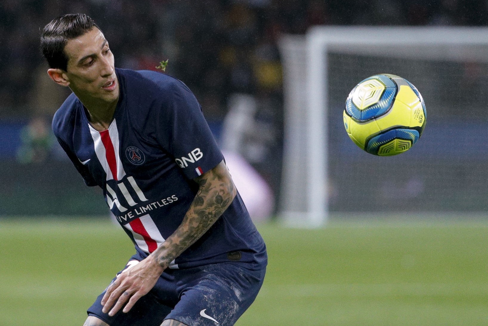 Cau thu het han hop dong anh 5