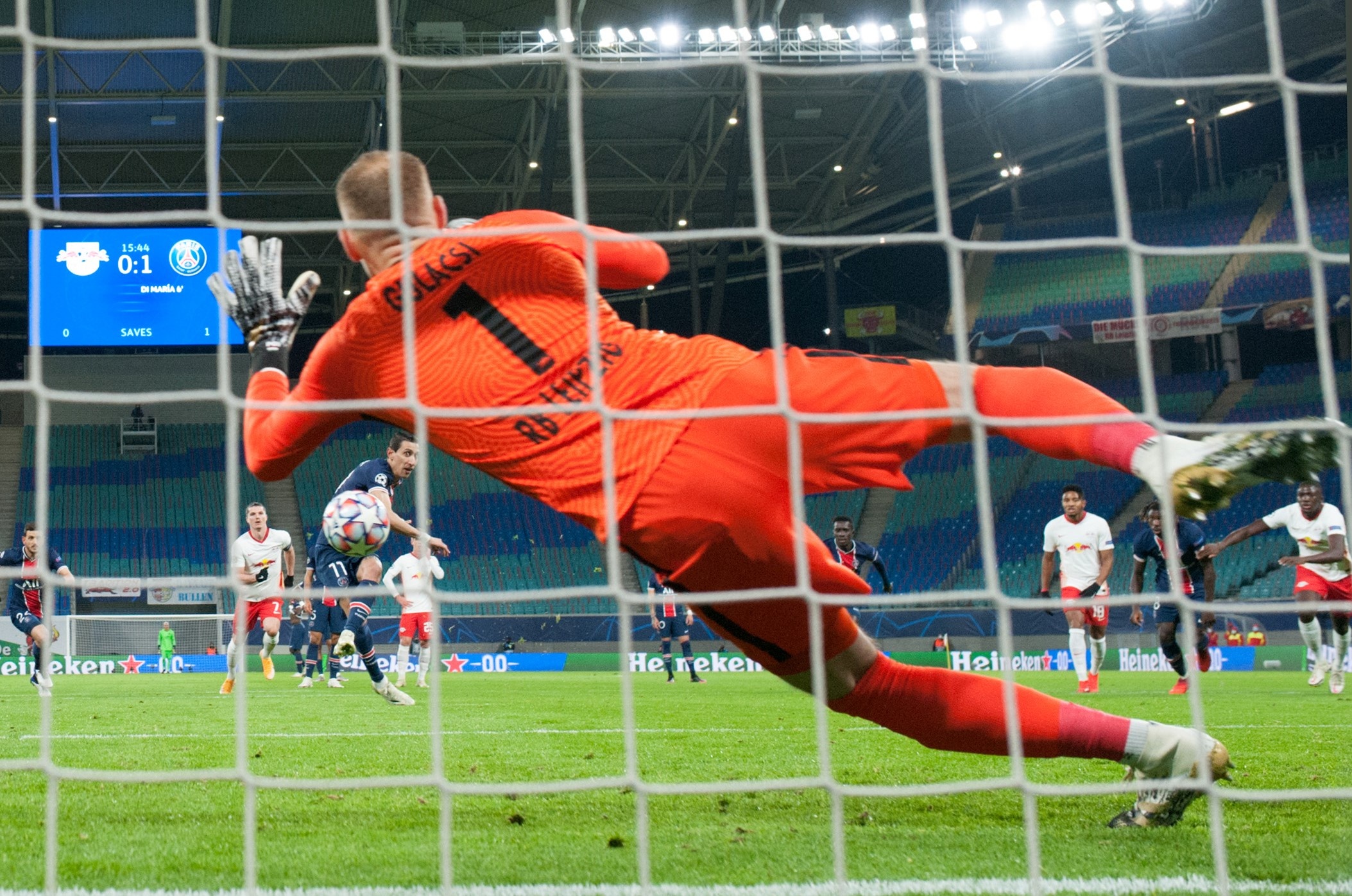 Mbappe chan thuong anh 3