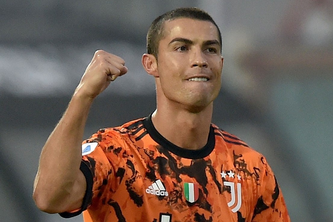 Ronaldo can nhac tro ve MU hinh anh