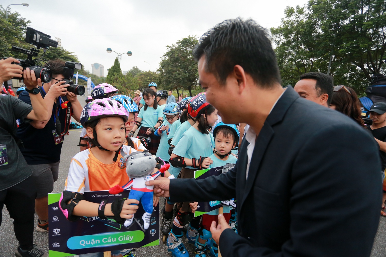 Giai truot bang Ha Noi anh 2