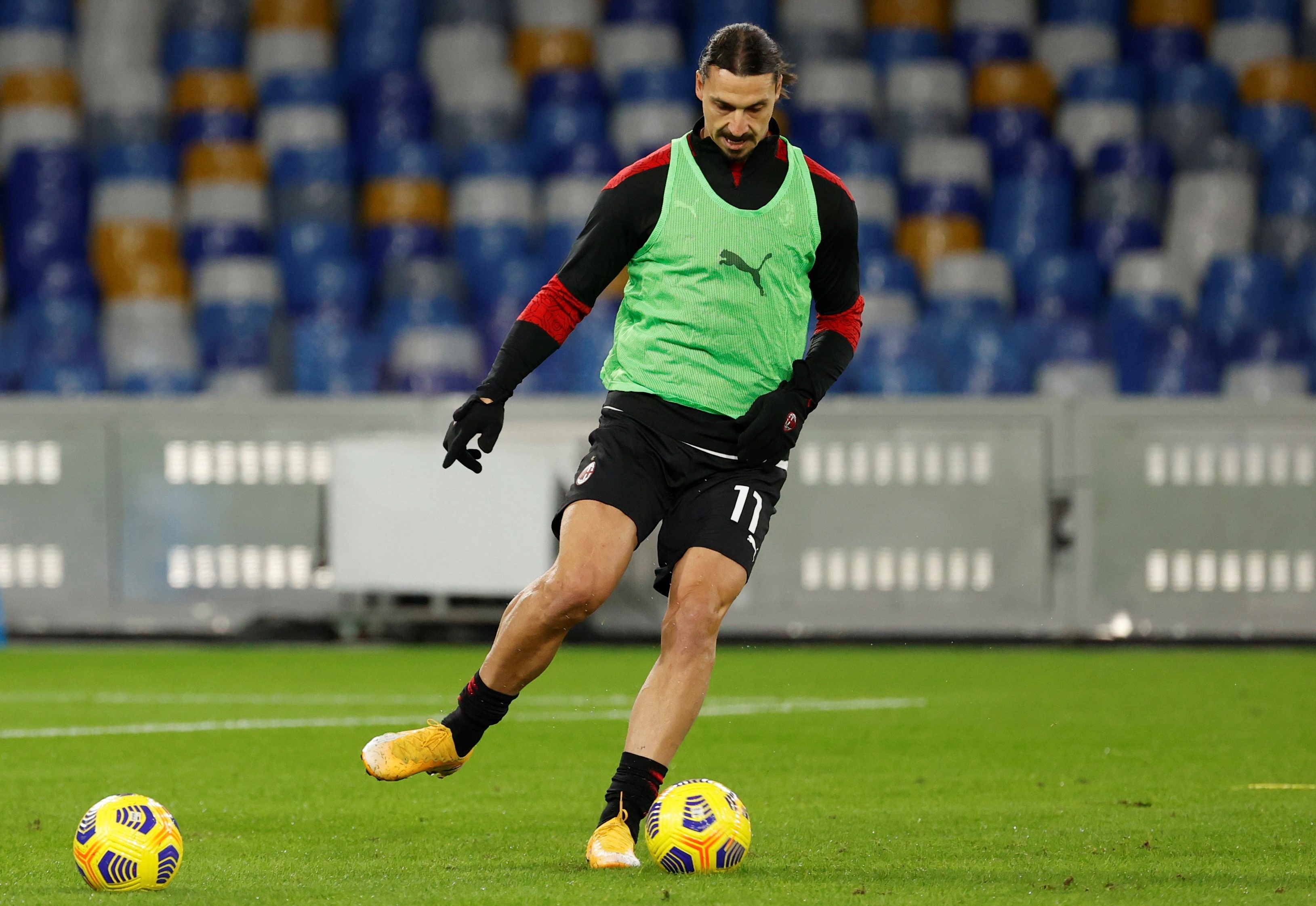 Ibrahimovic lap cu dup anh 1