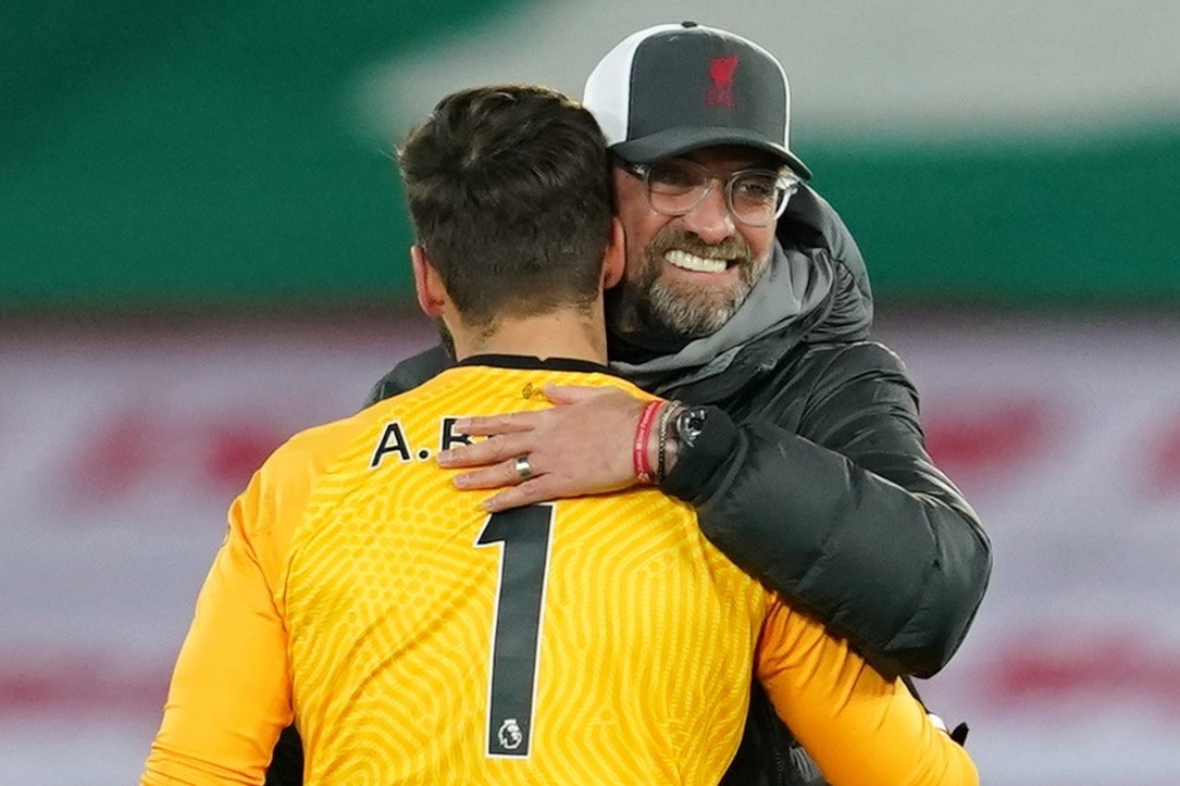 Liverpool dau voi Leicester anh 10