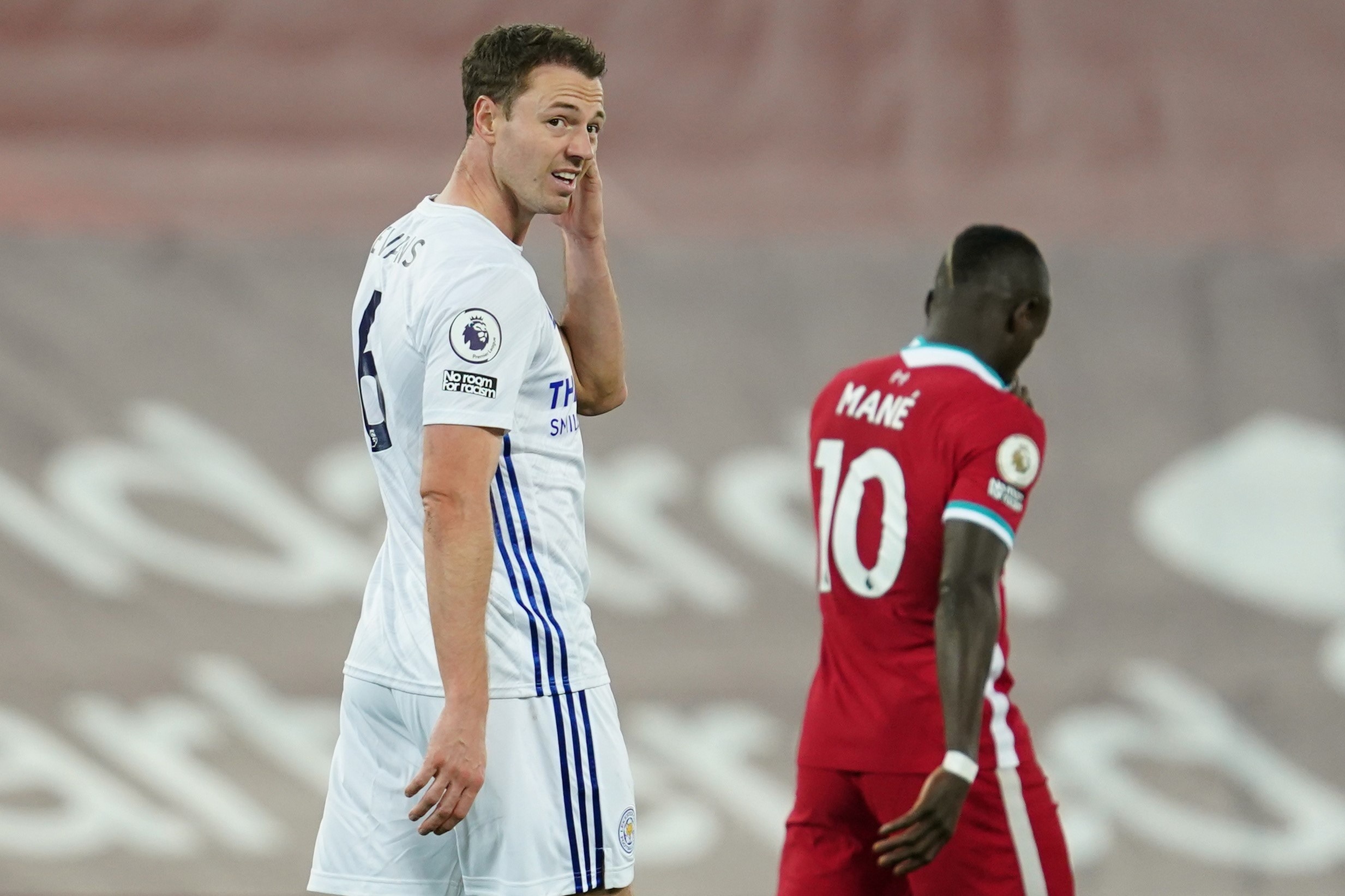 Liverpool dau voi Leicester anh 4