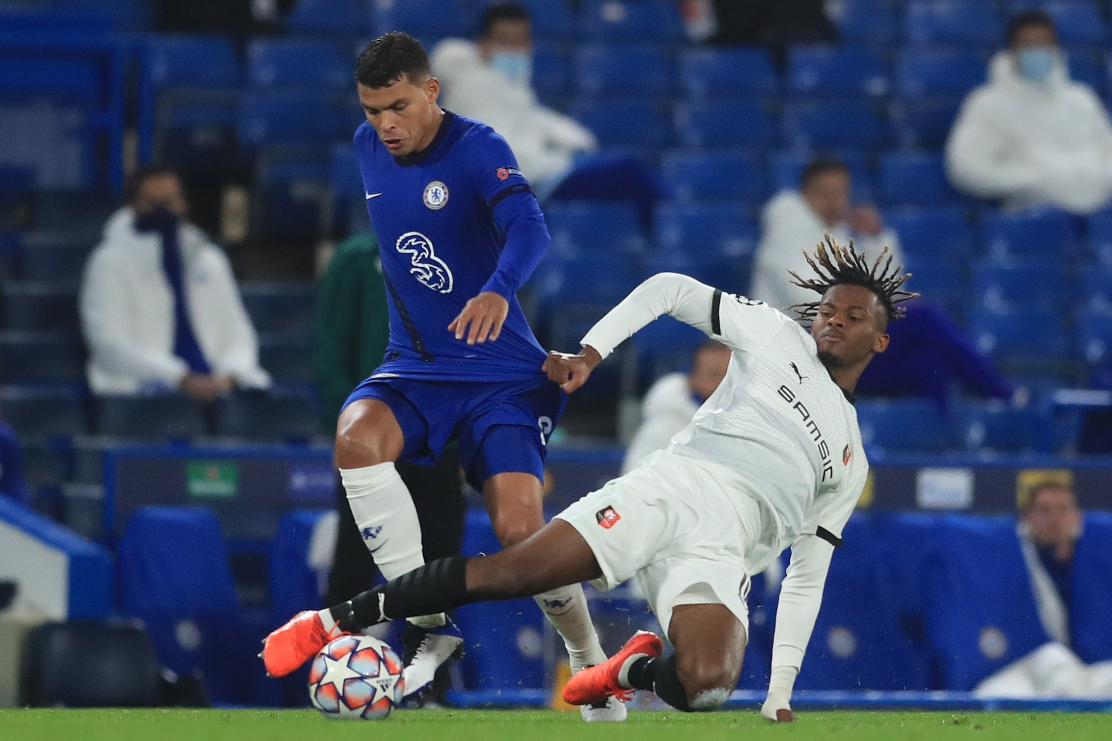 Thiago Silva gia han anh 1