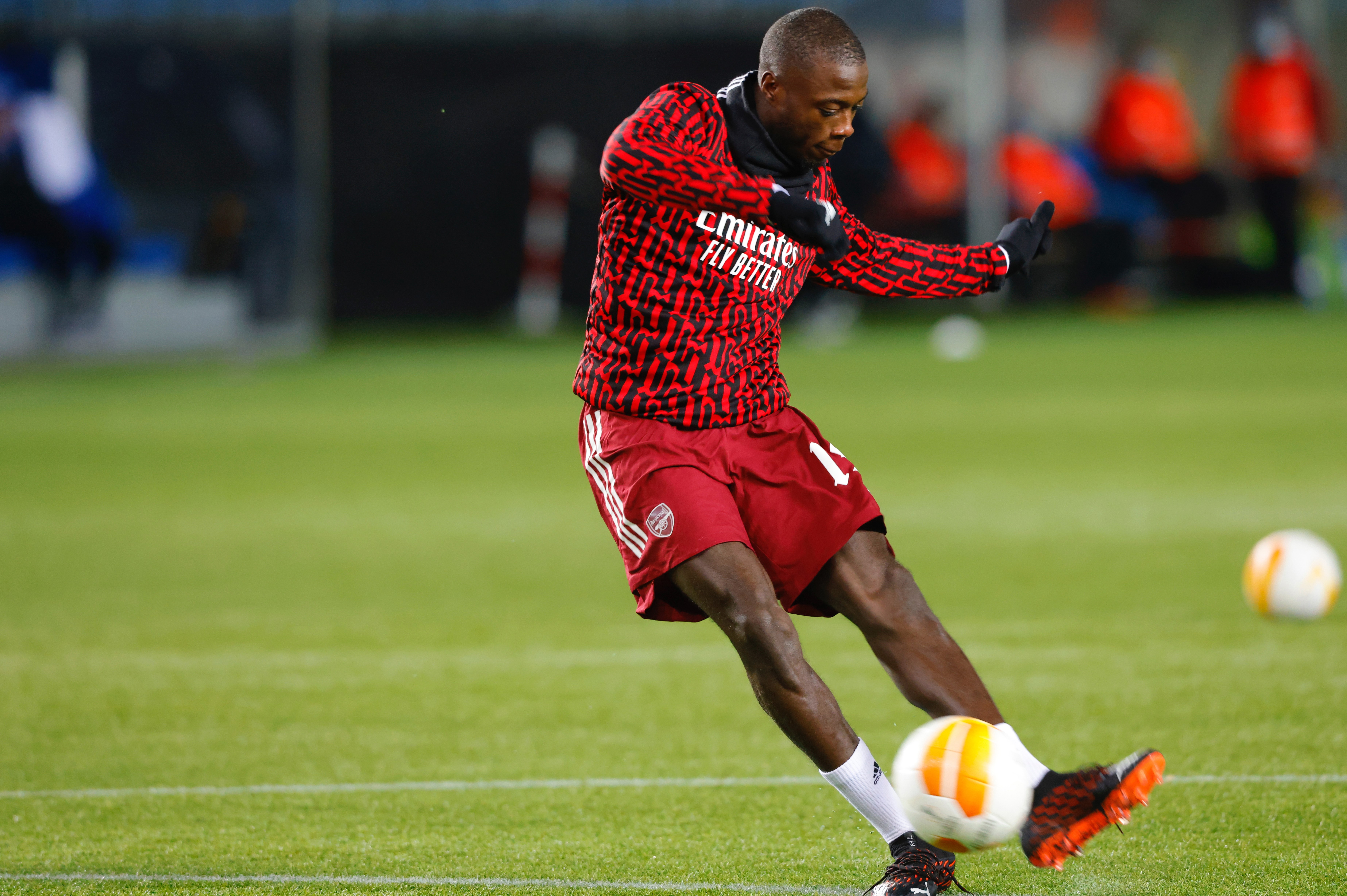 Arsenal qua vong bang Europa League anh 1