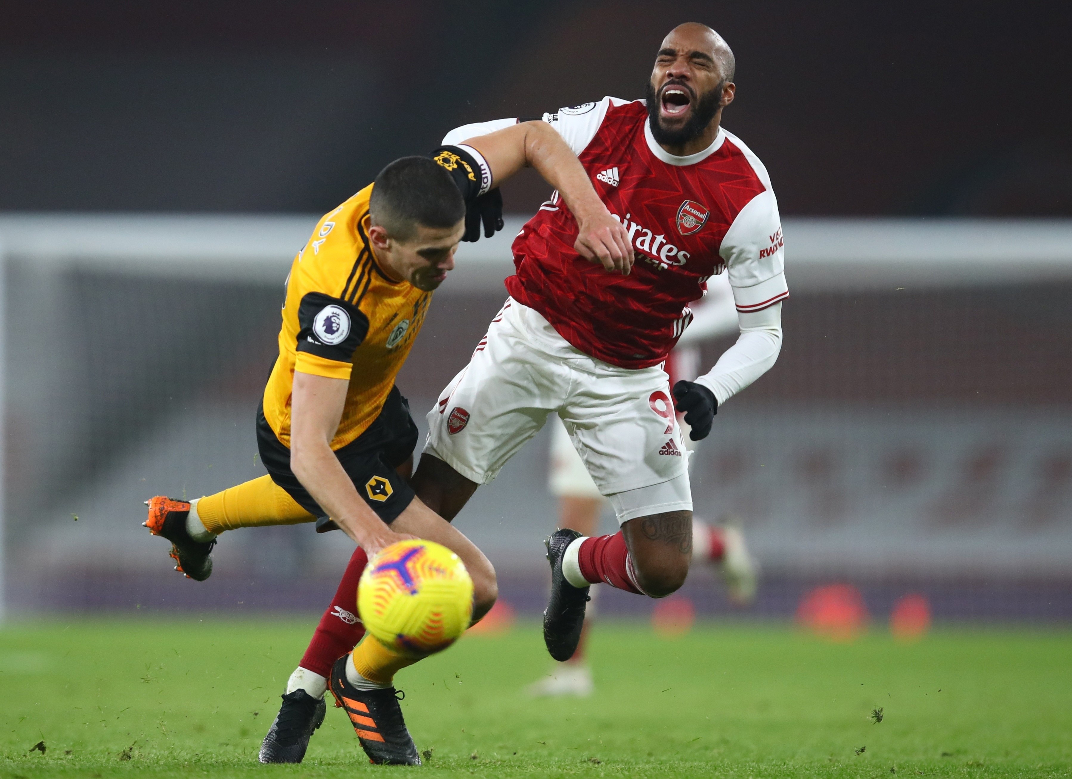 Arsenal khung hoang anh 3