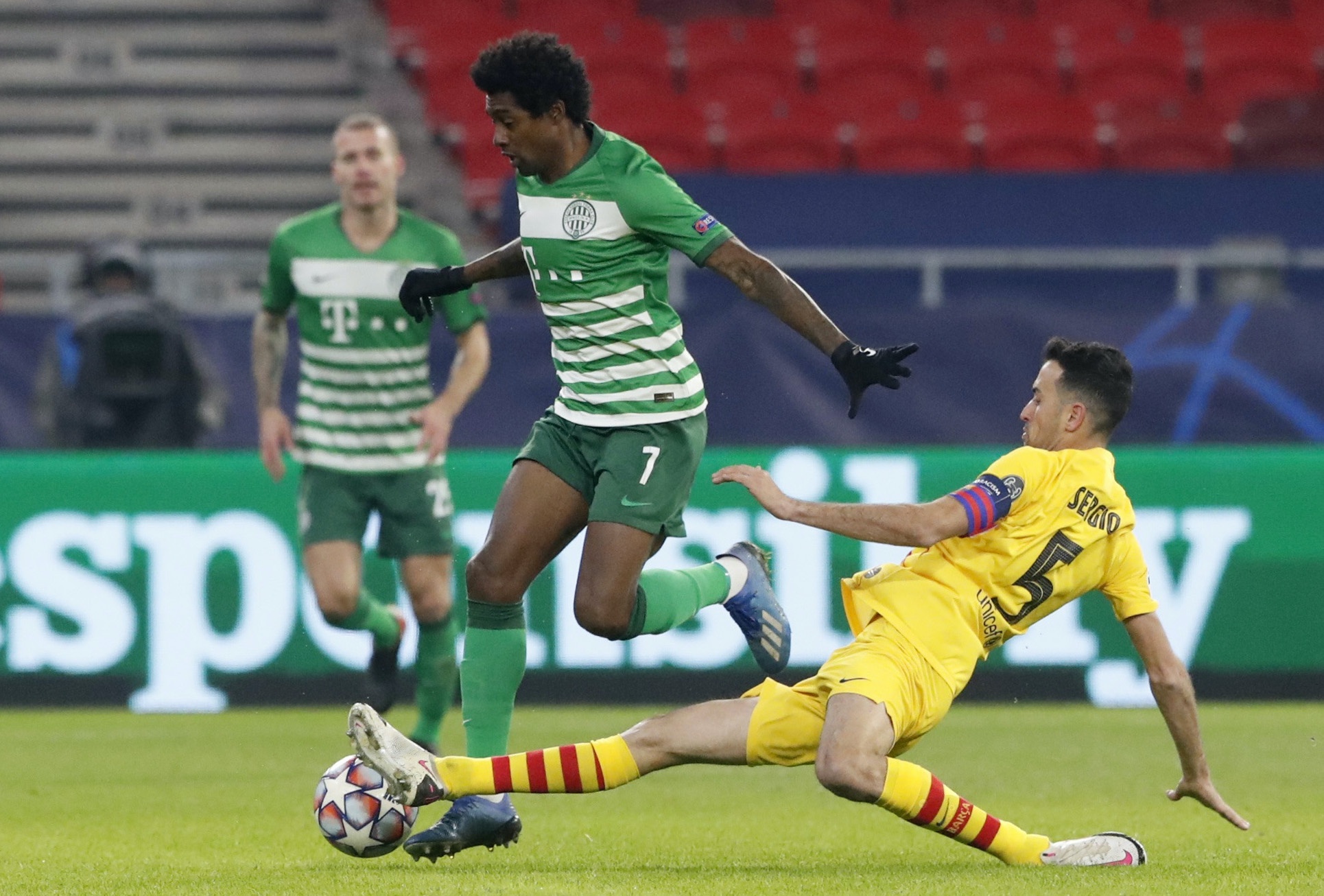 Barca thang 3-0 anh 2