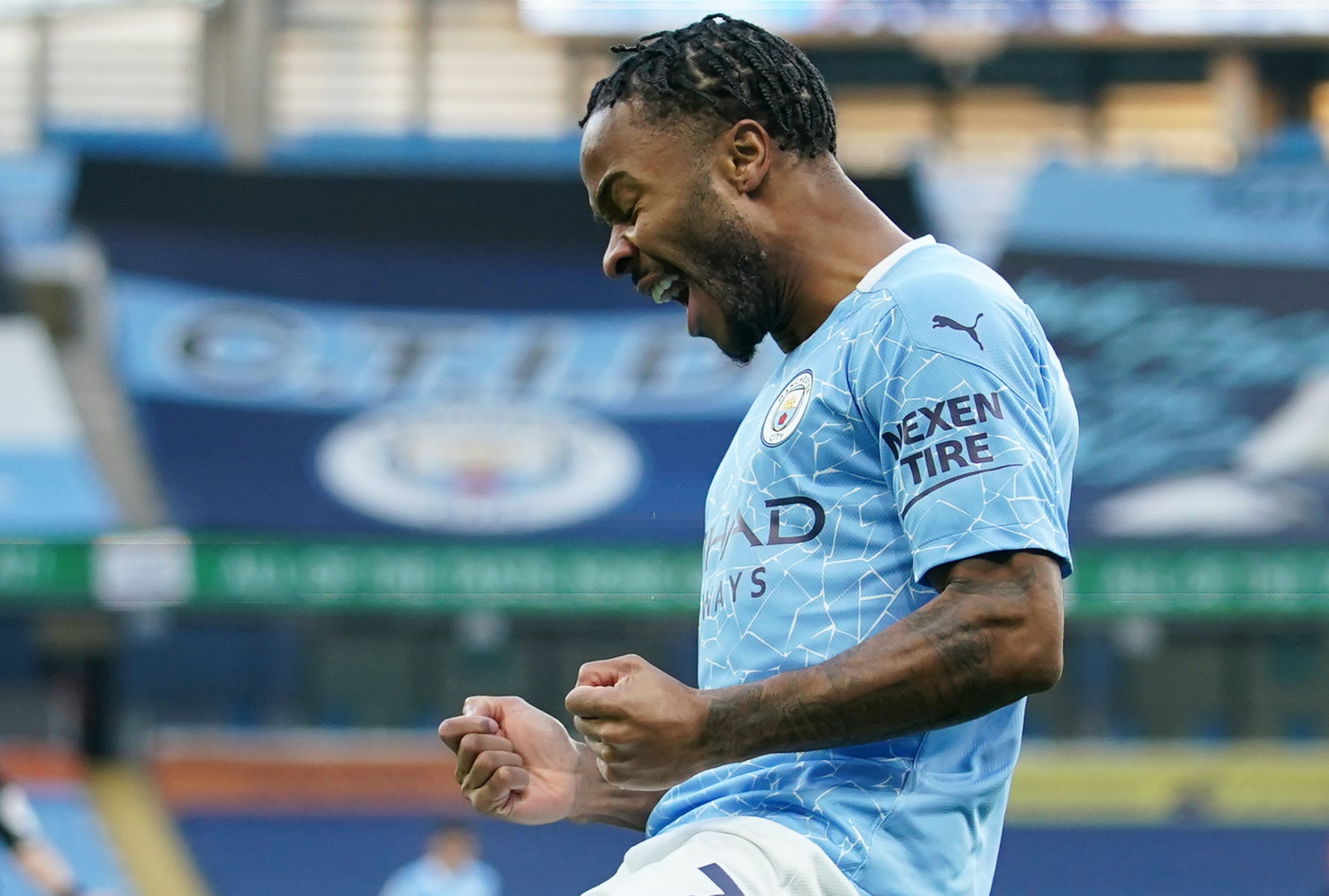 Dan sao du bi Man City anh 2