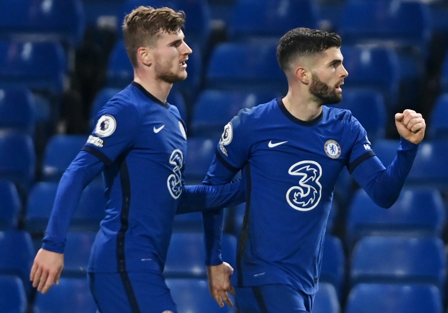 Chelsea len dau bang anh 9