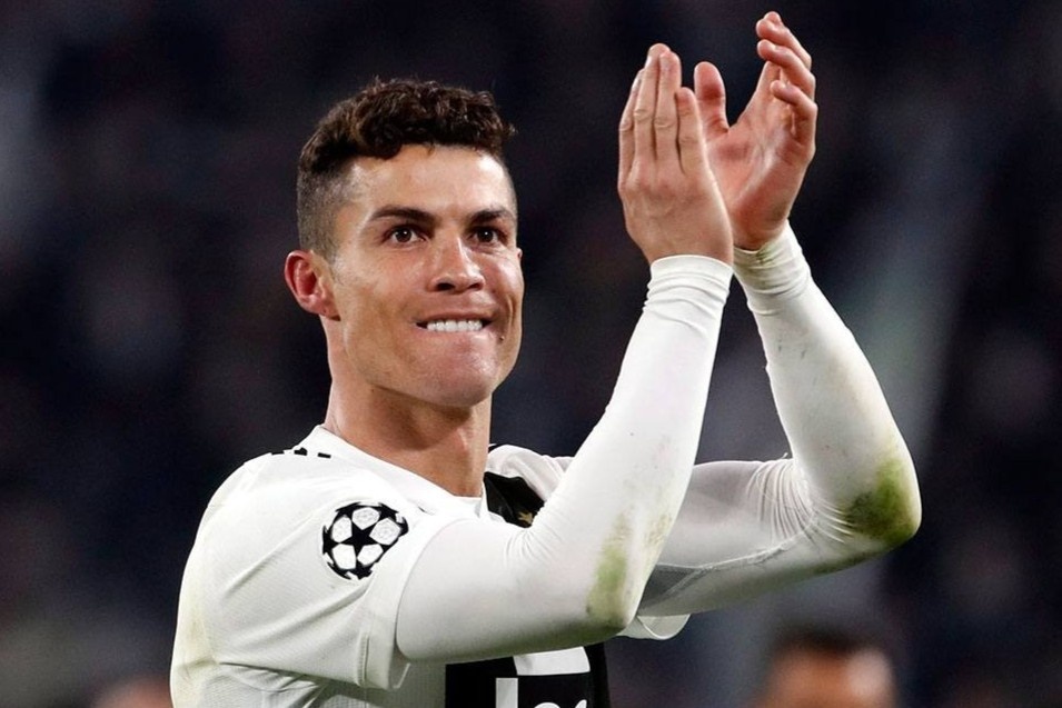 Allegri: 'Ronaldo thiet lap muc tieu moi moi nam' hinh anh