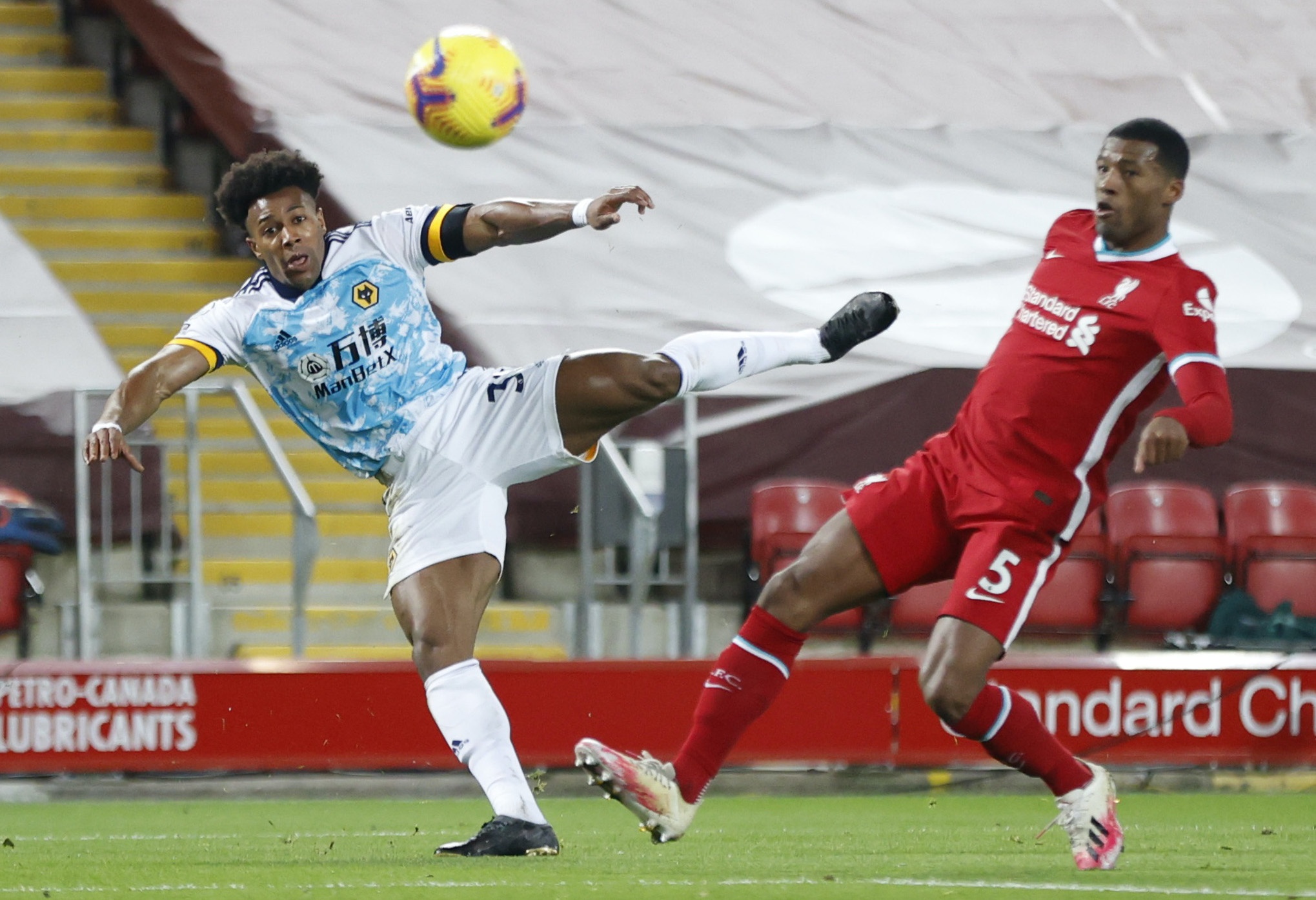 Liverpool dau voi Wolves anh 2