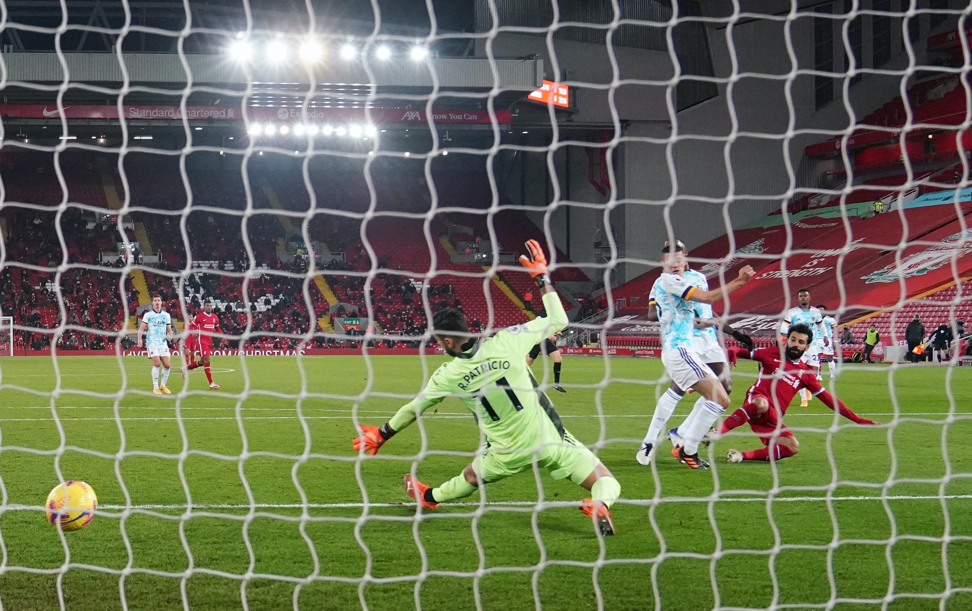 Liverpool dau voi Wolves anh 3