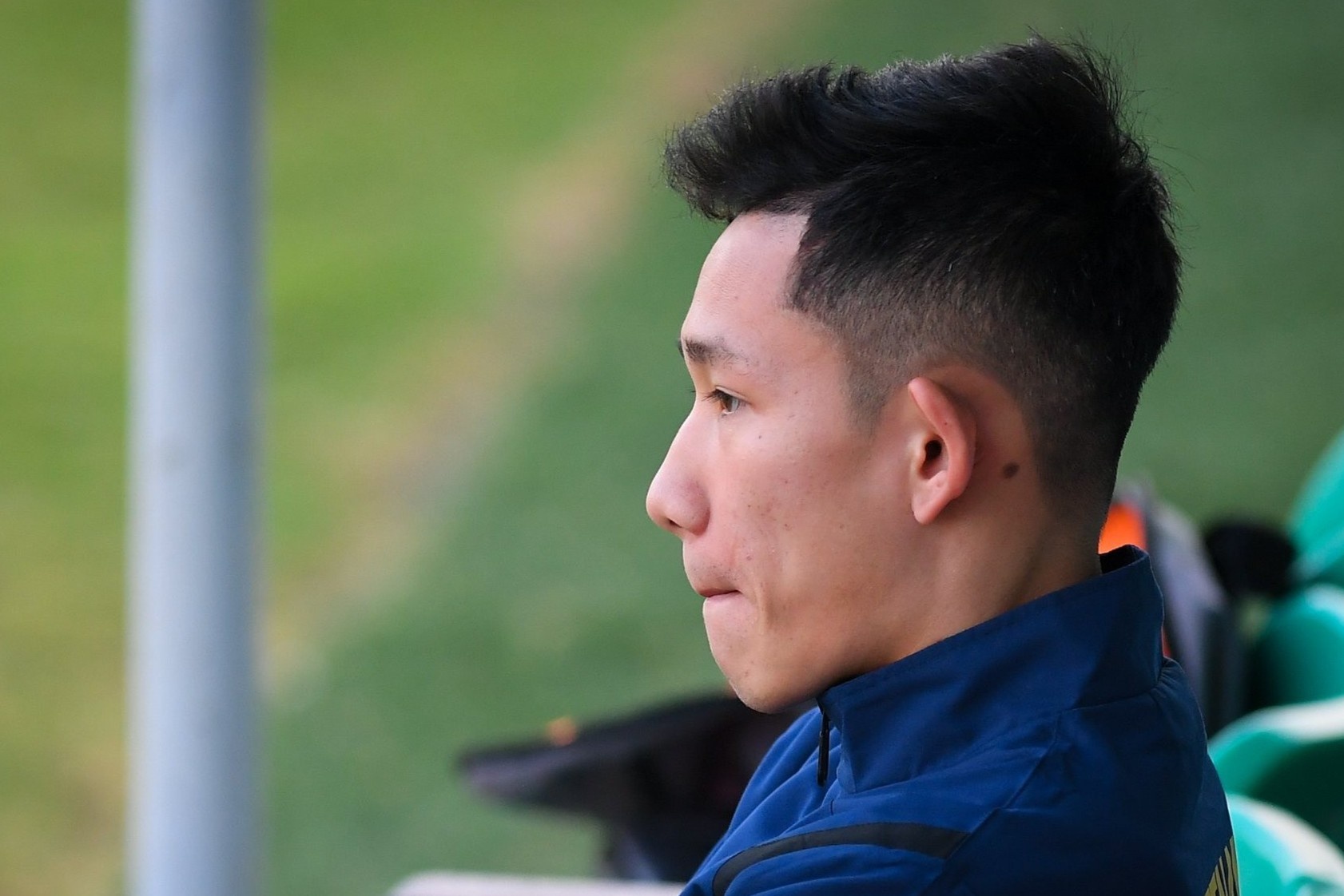 Tuyen Viet Nam chia tay cau thu dau tien vi chan thuong hinh anh