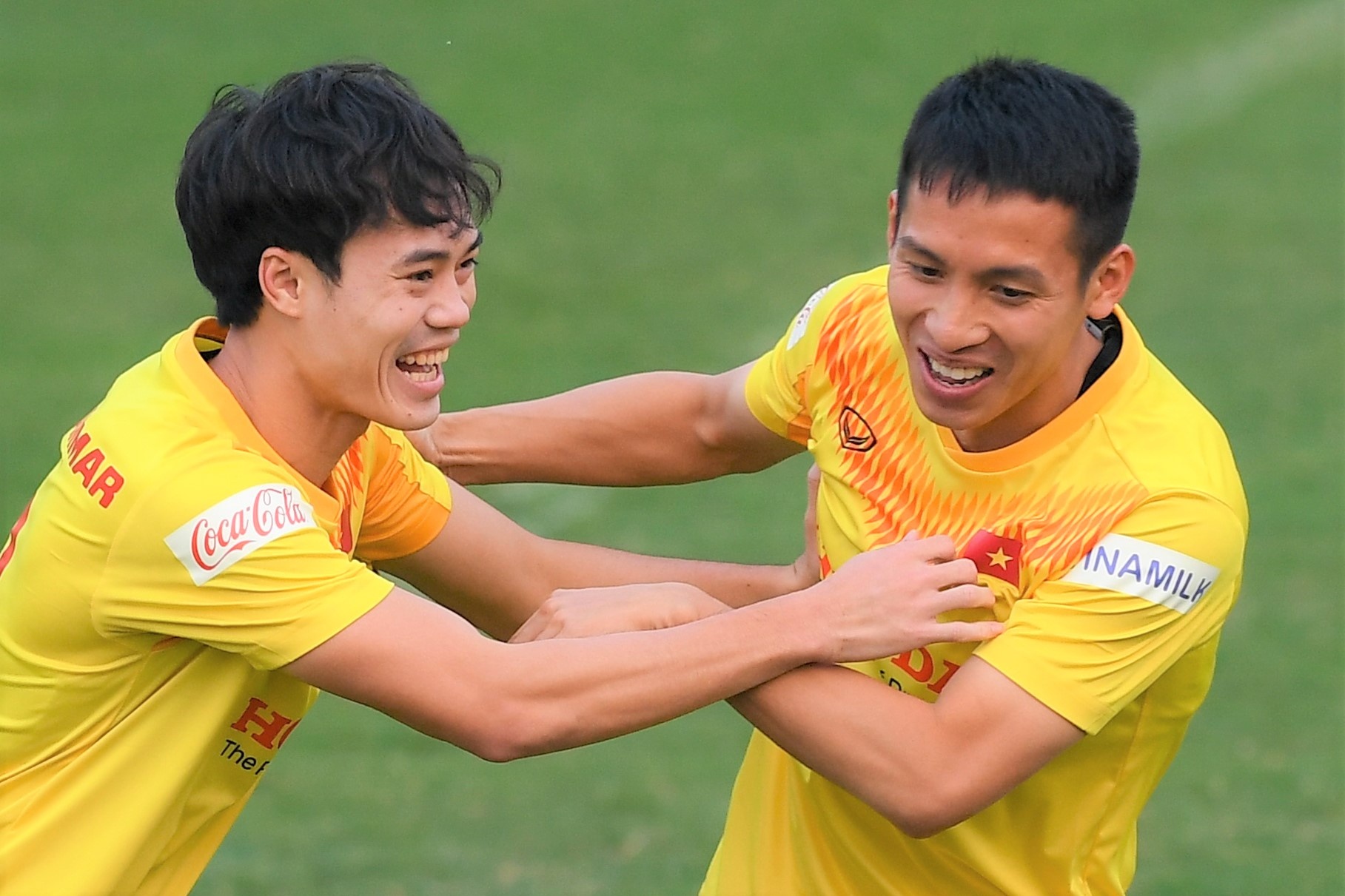 Tuyen Viet Nam chia doi hinh tap phan xa hinh anh