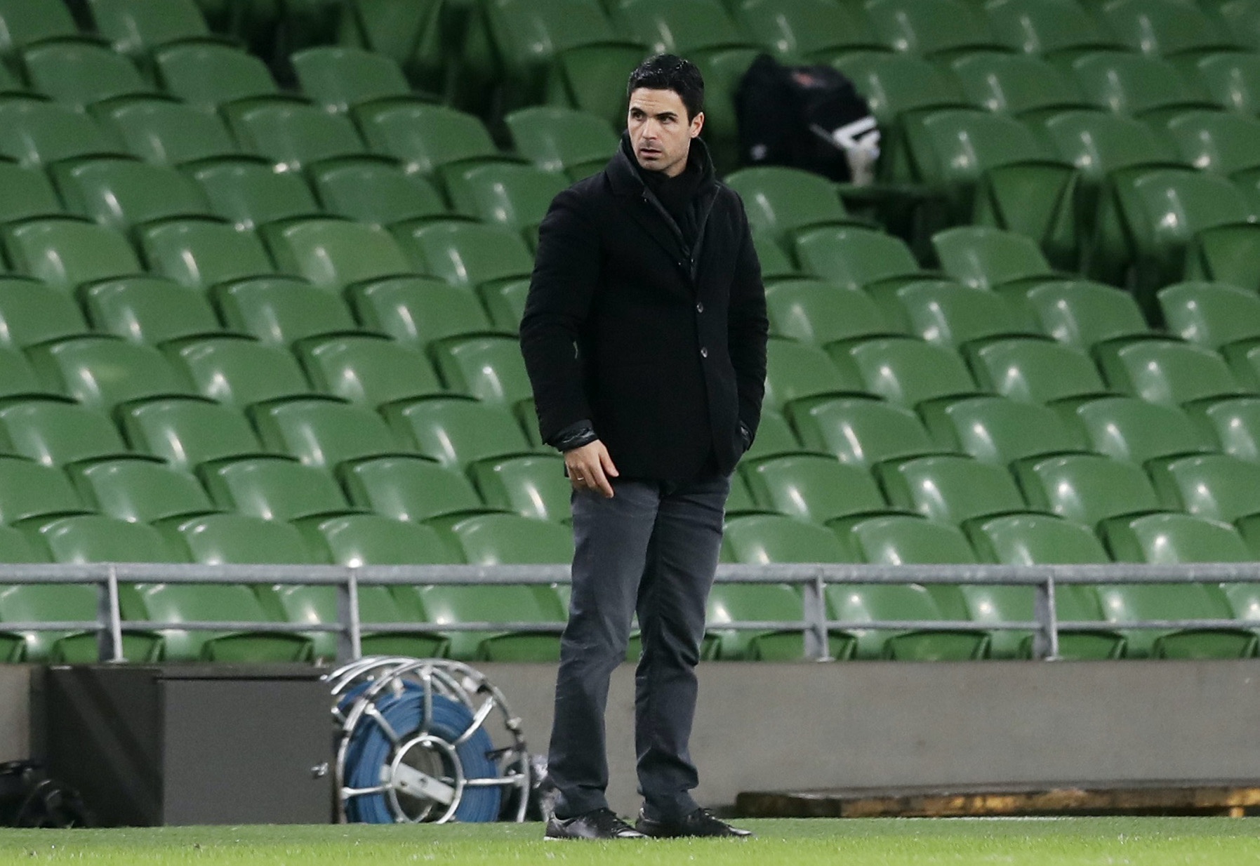 Arsenal qua vong bang anh 10