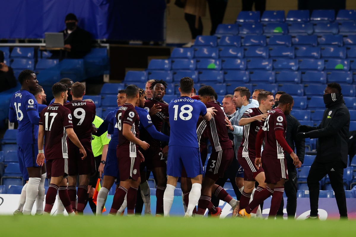 Chelsea nhan an phat anh 1