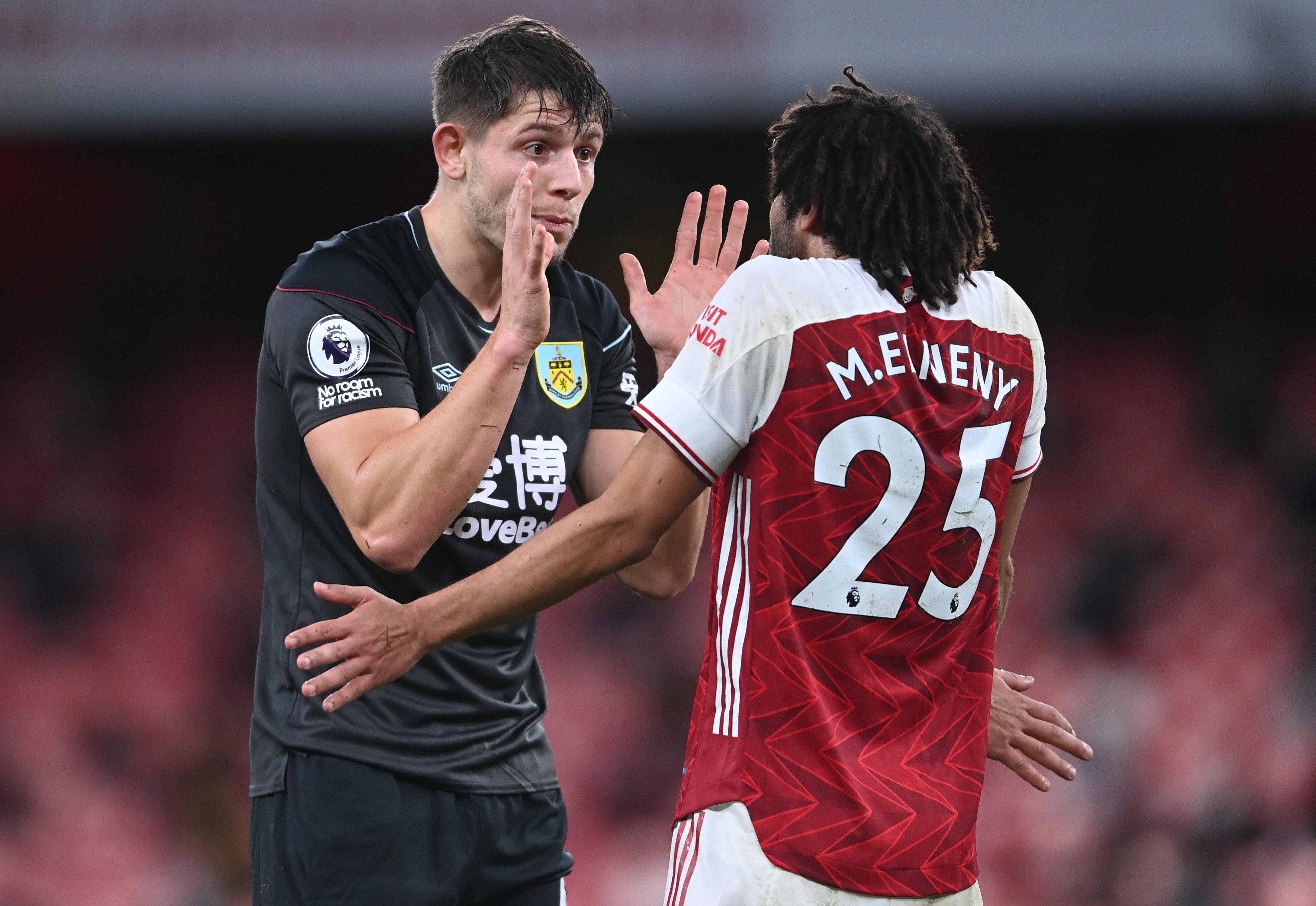 Arsenal dau voi Burnley anh 6