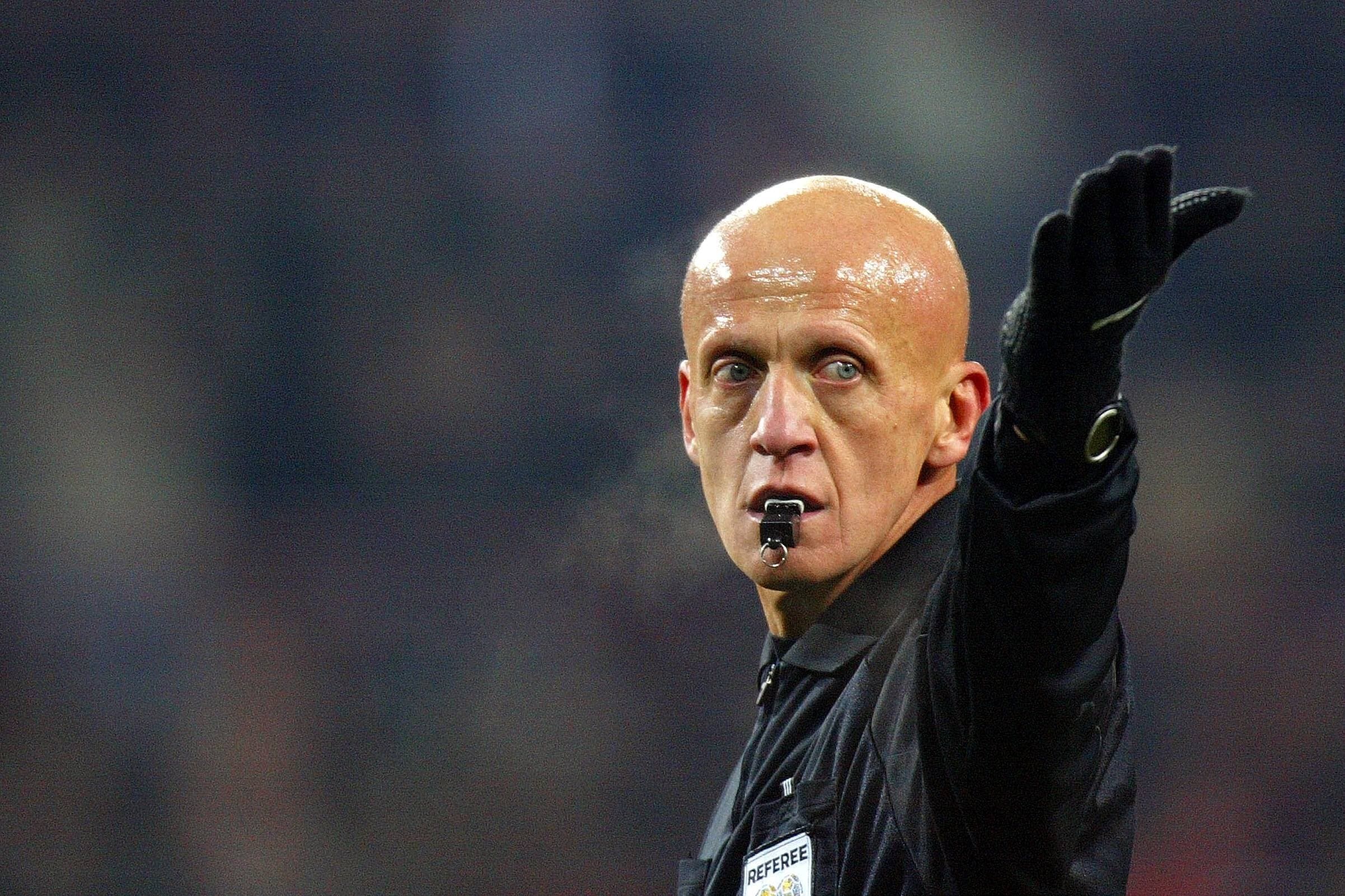 Trong tai Collina anh 1