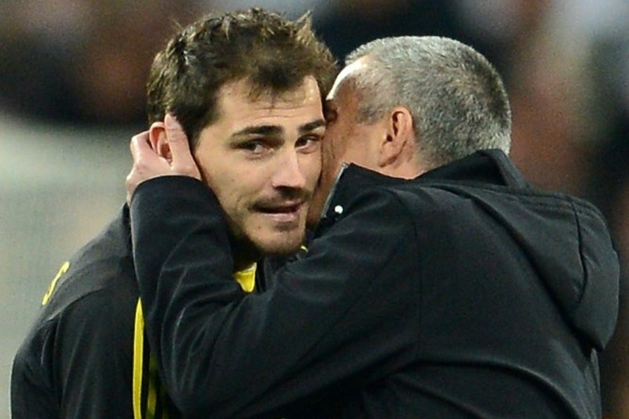 Casillas trai long ve mau thuan voi Mourinho hinh anh