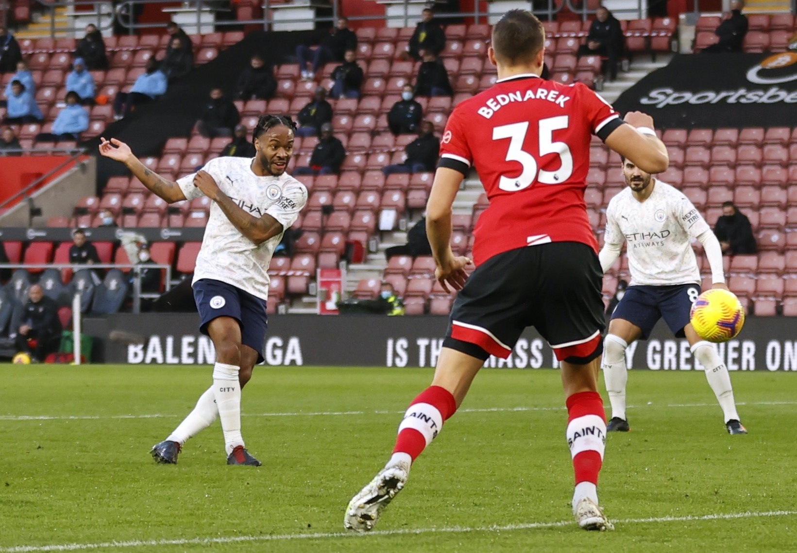 Southampton dau voi Man City anh 3