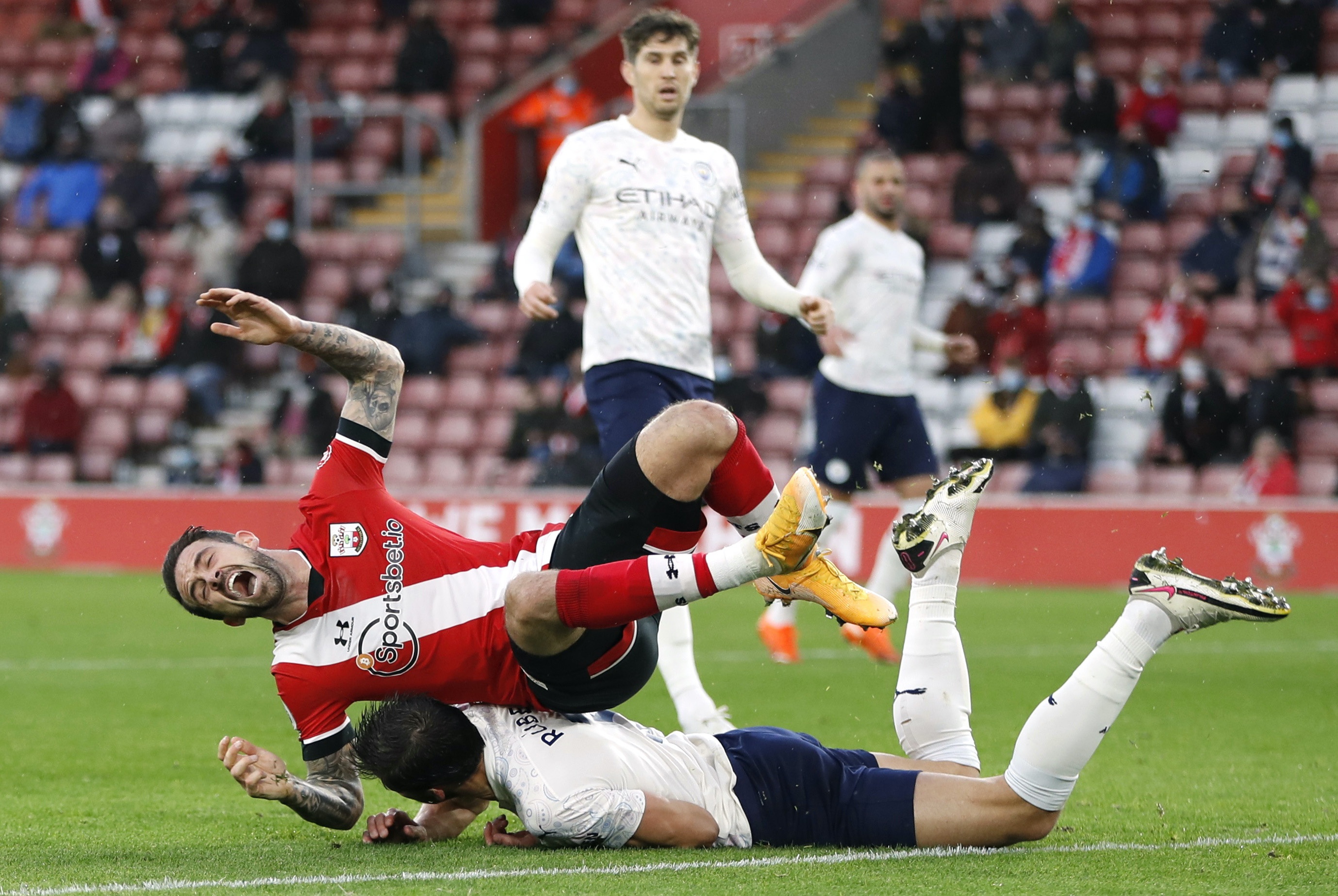 Southampton dau voi Man City anh 6