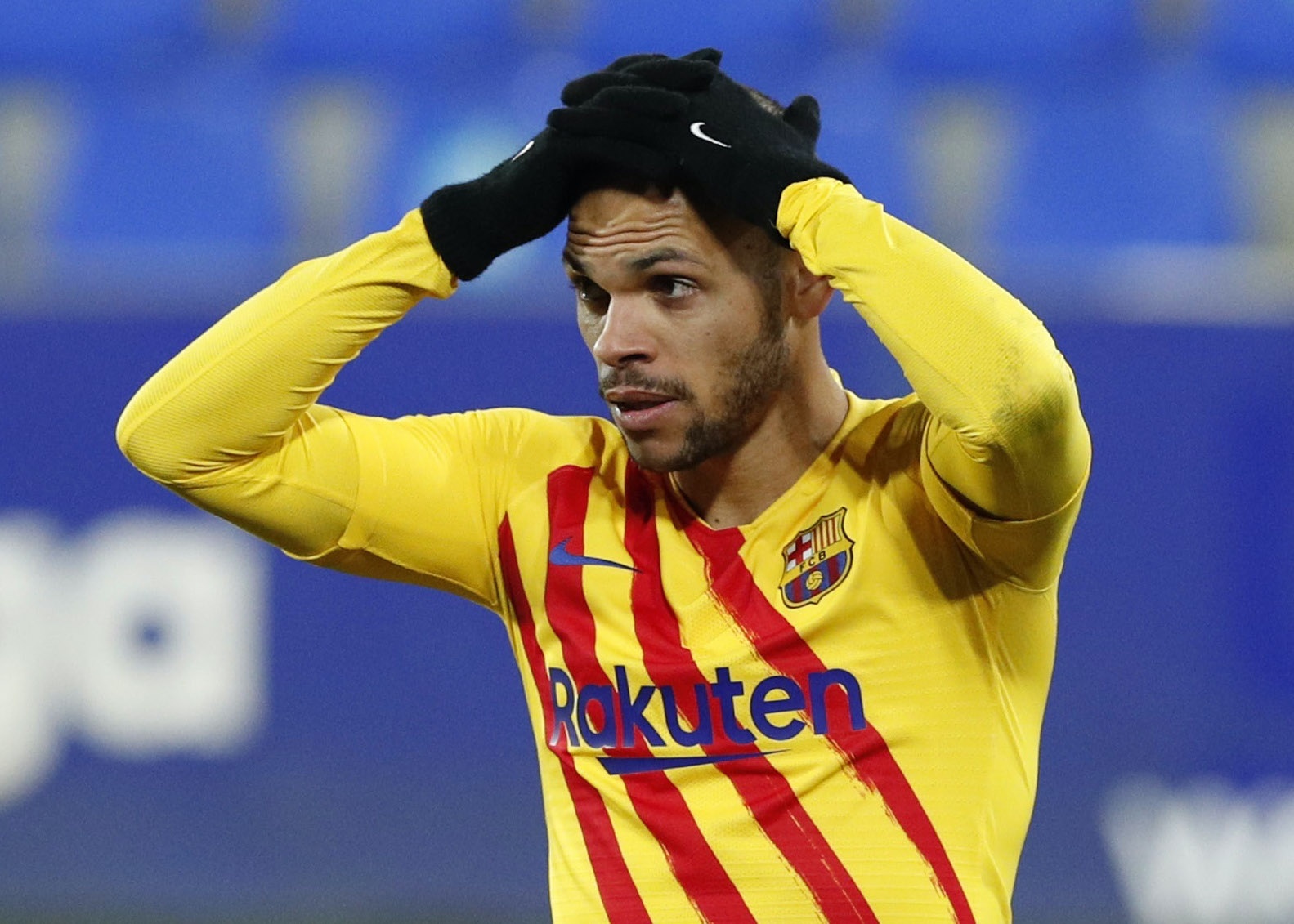 Messi da 500 tran anh 8