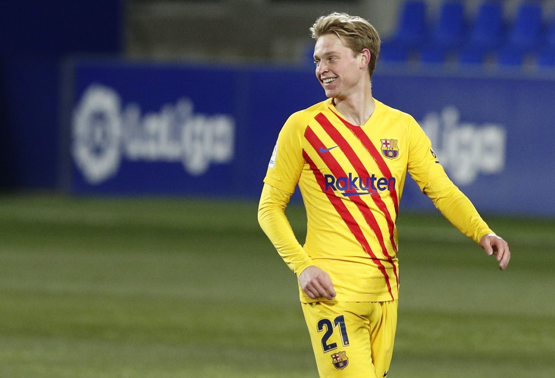 Messi da 500 tran anh 5