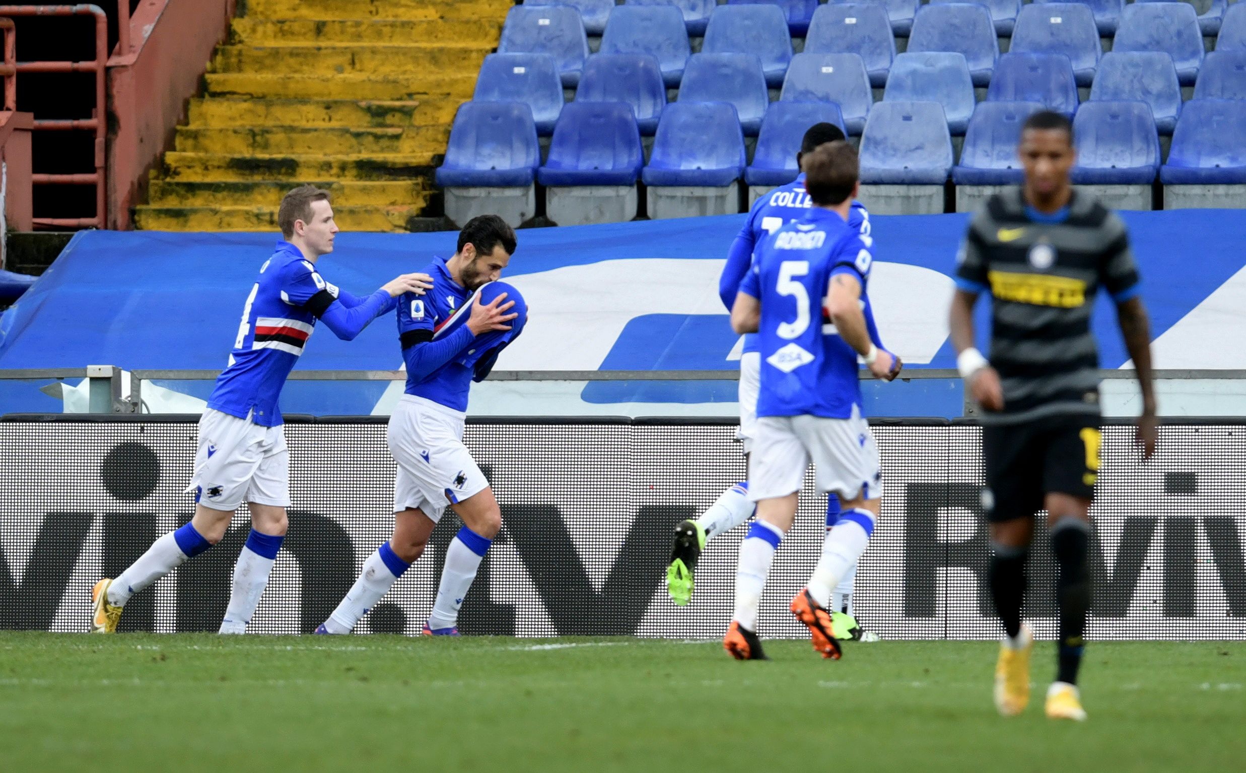 Inter Milan thua Sampdoria anh 3