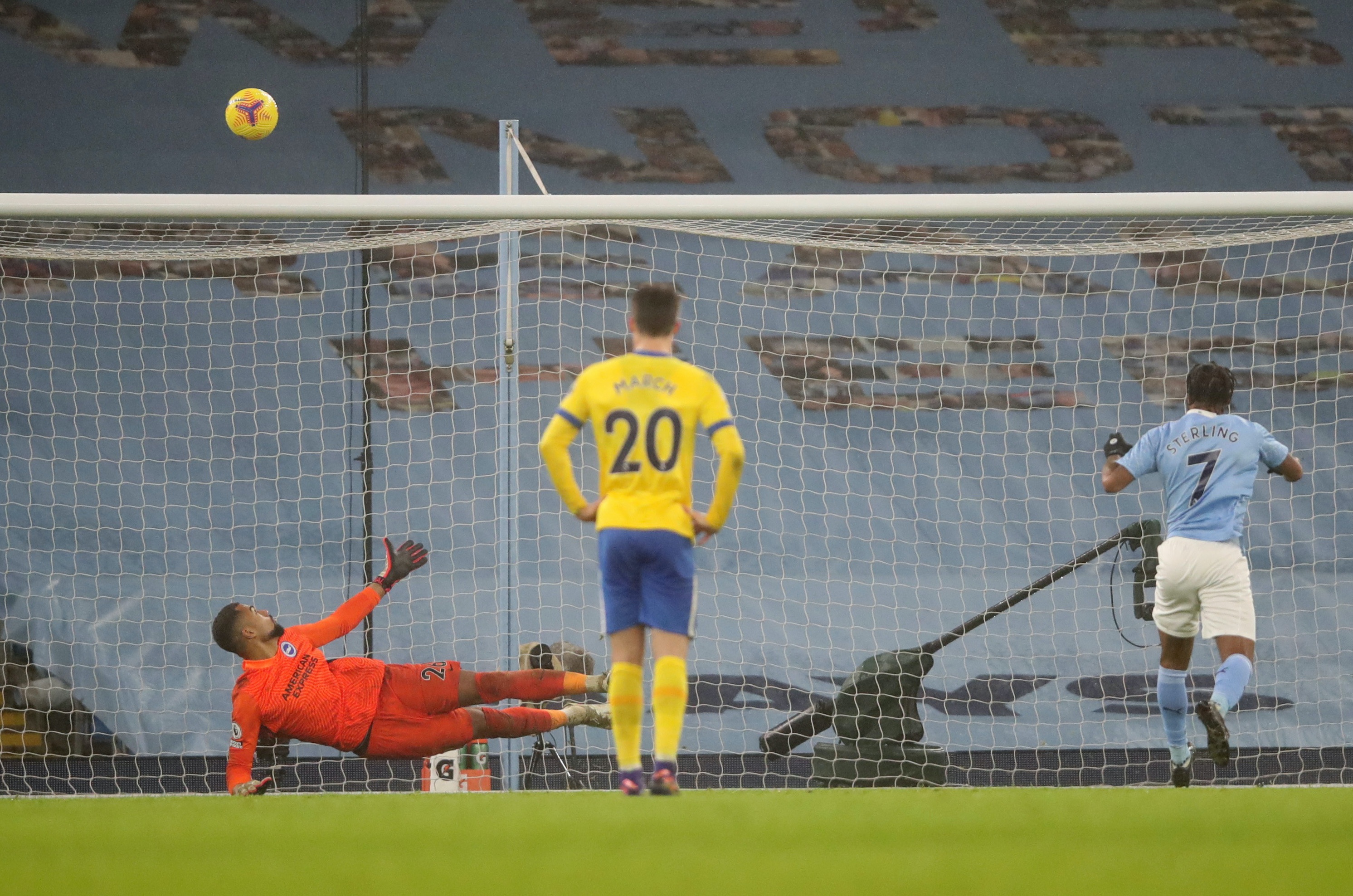 Man City vao top 4 anh 10