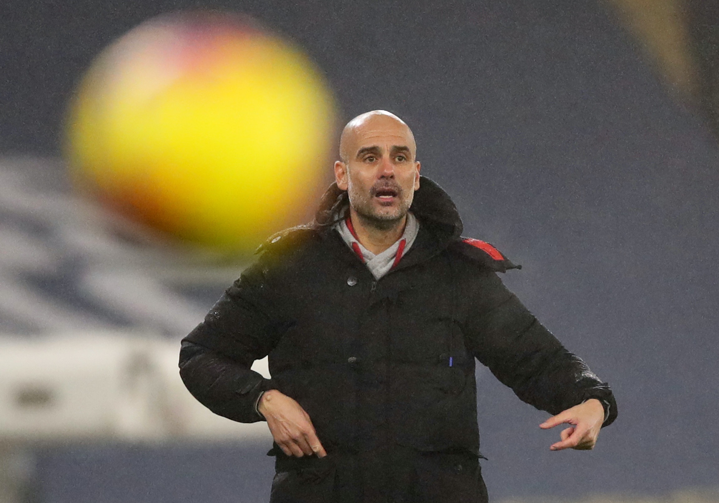 Man City vao top 4 anh 1