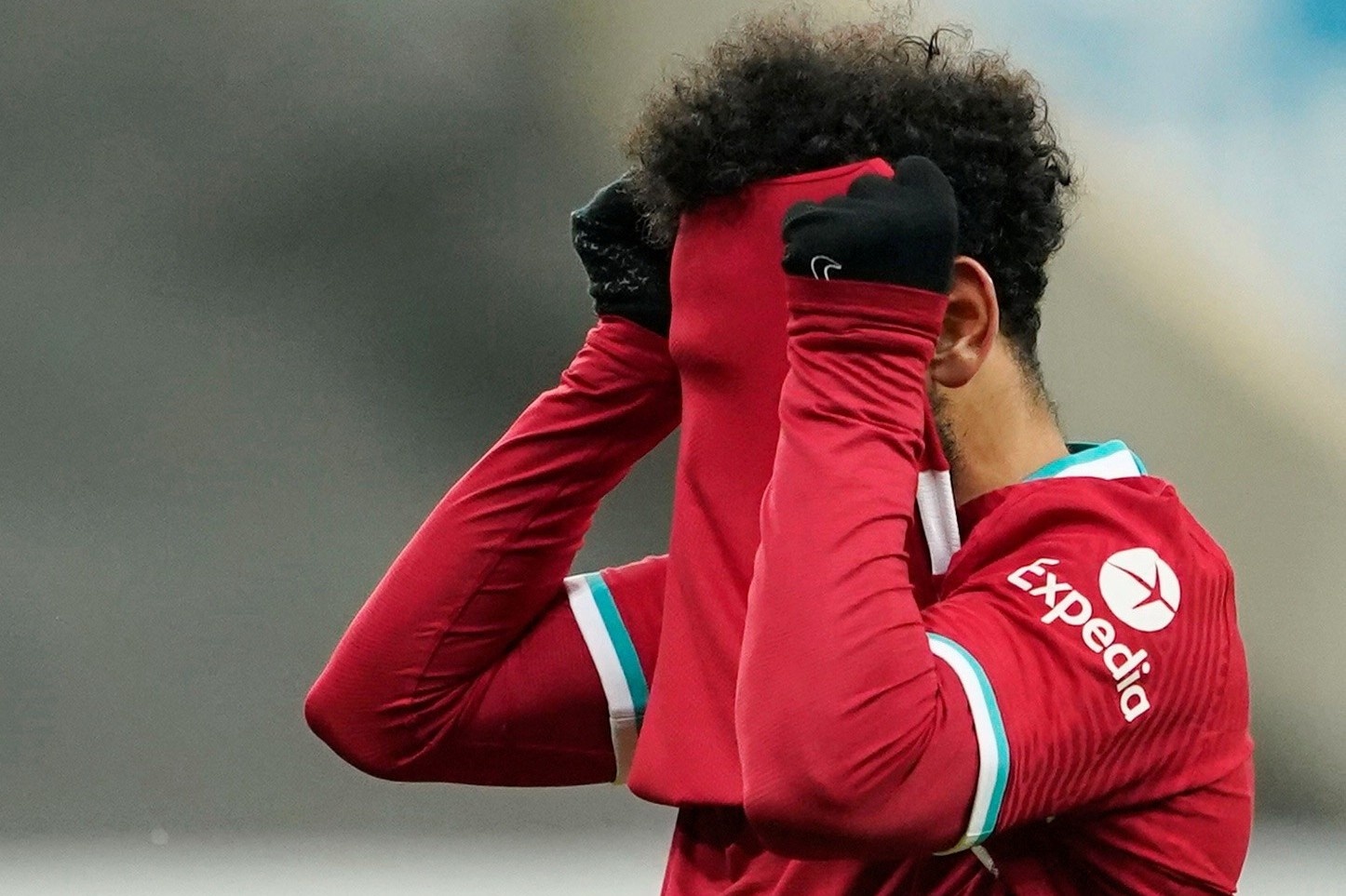 Vi sao Liverpool tit ngoi? hinh anh