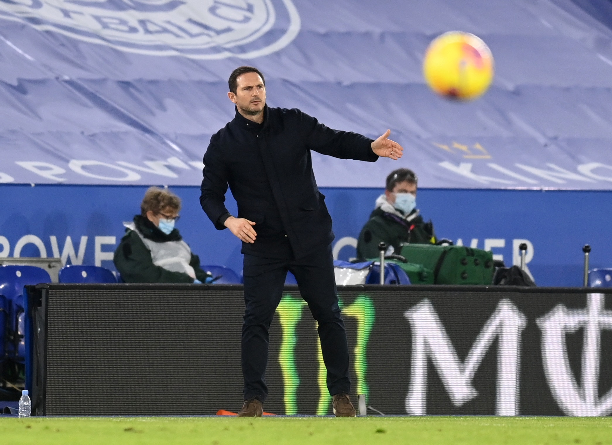 Lampard bi sa thai anh 1