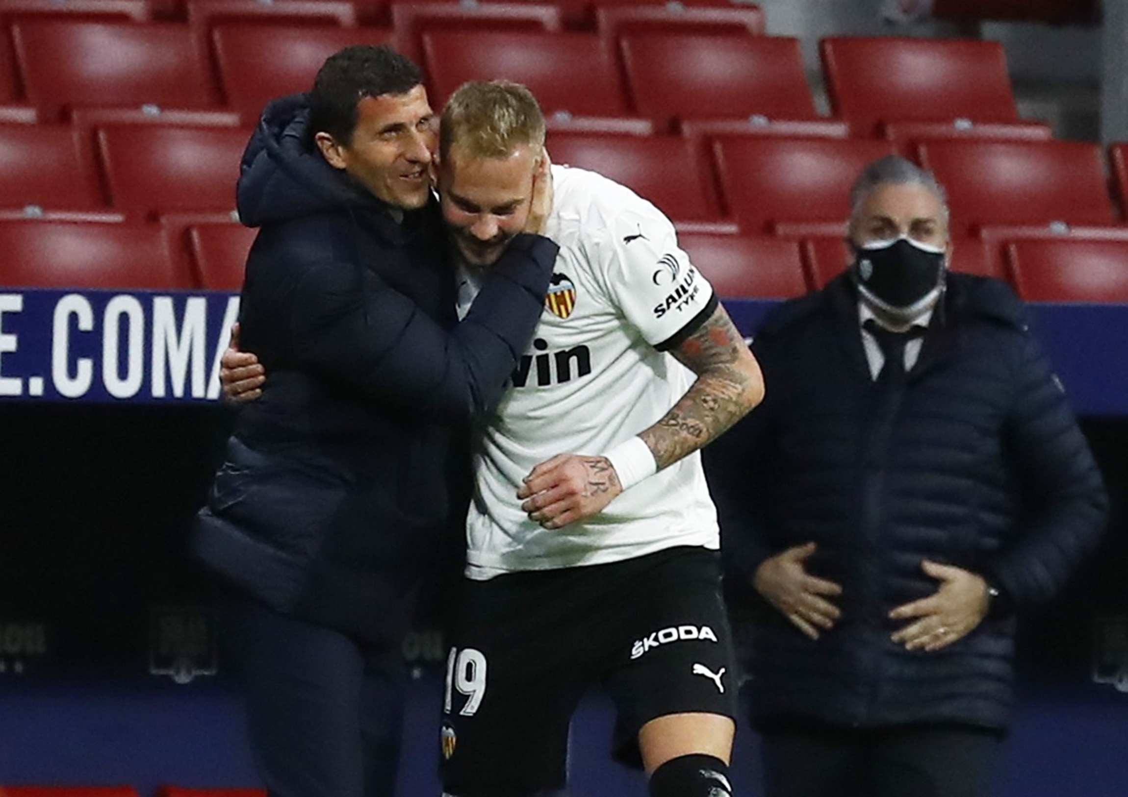 Suarez toa sang anh 3