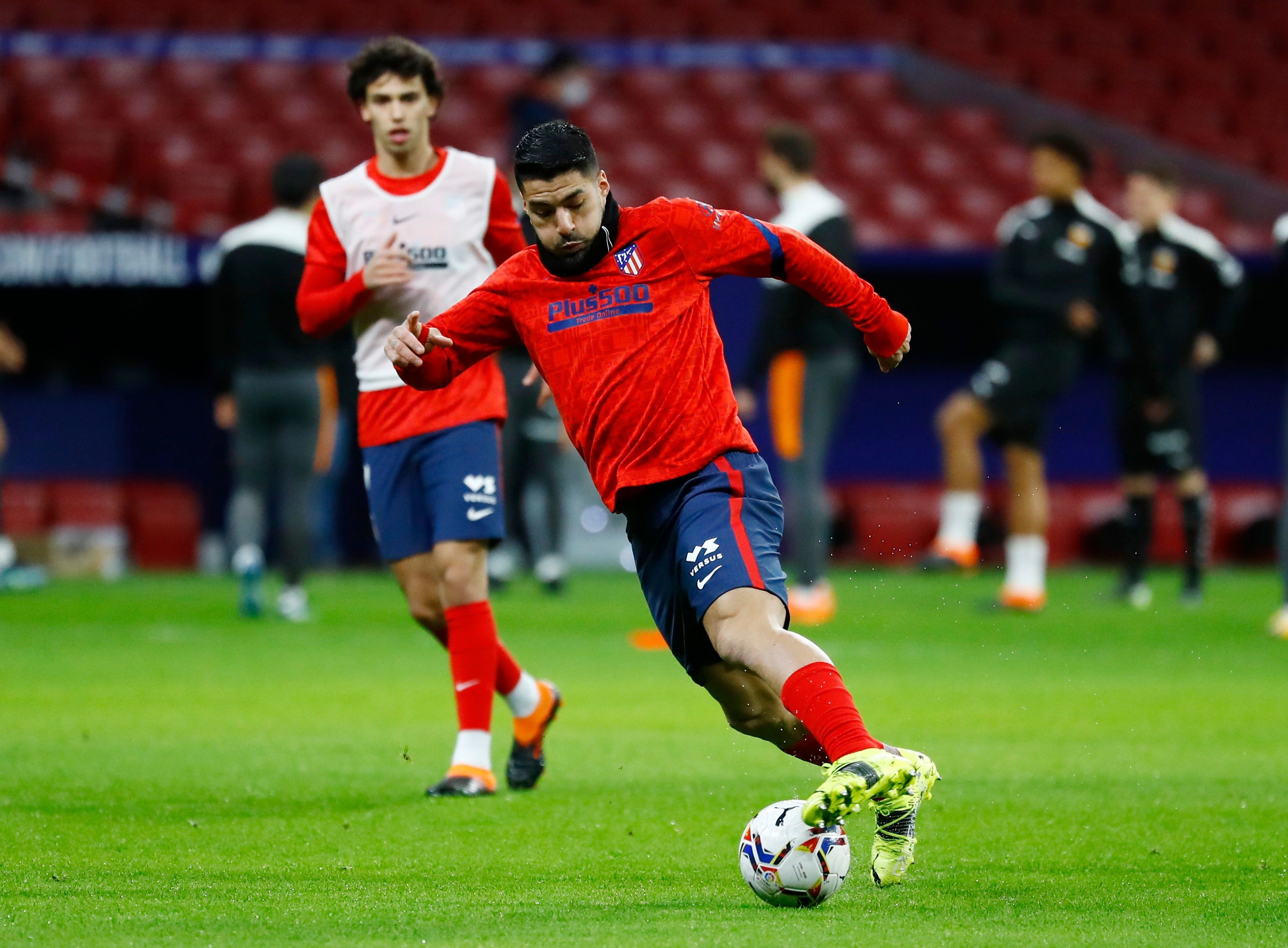 Suarez toa sang anh 1