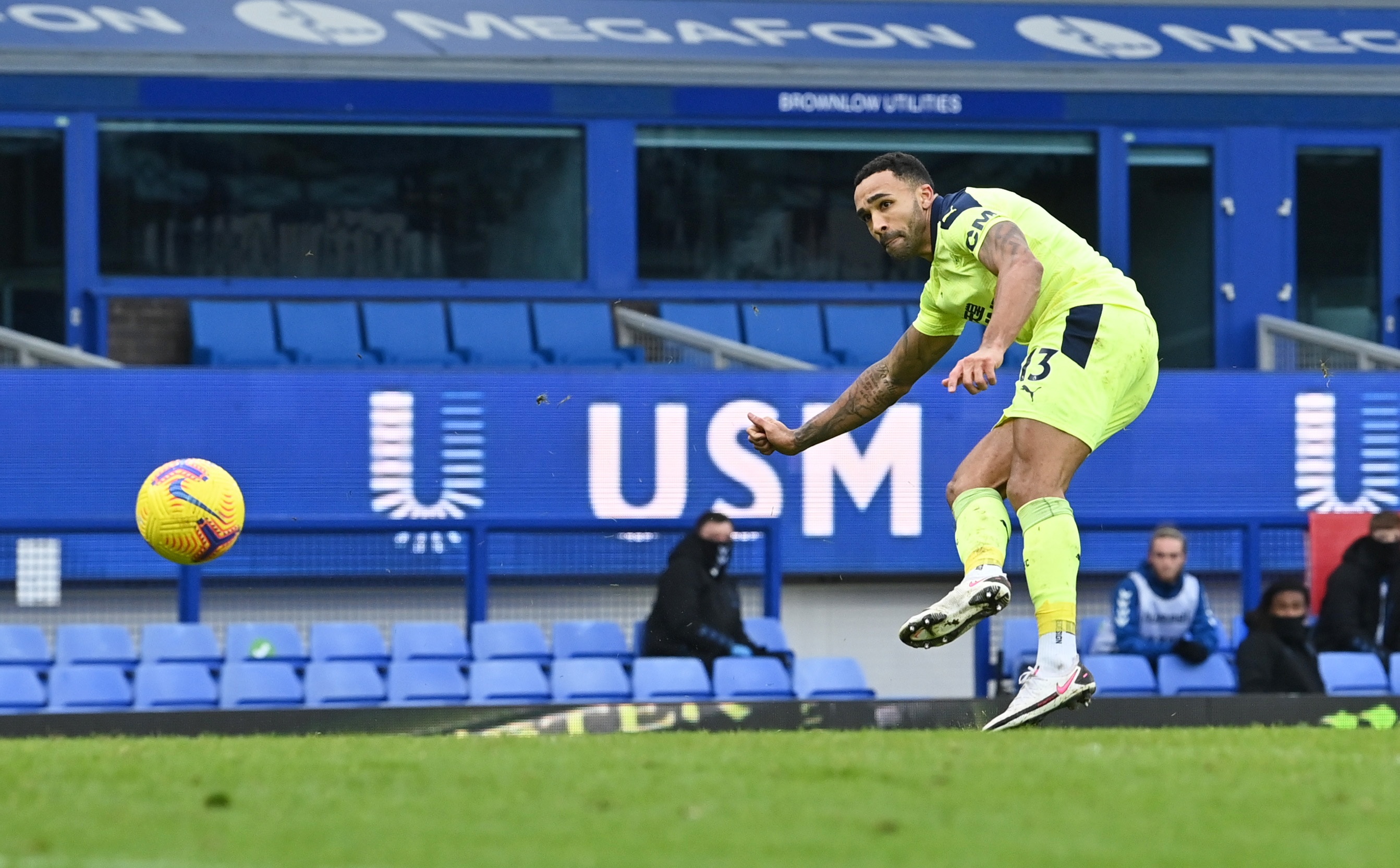 James Rodriguez tro lai anh 9