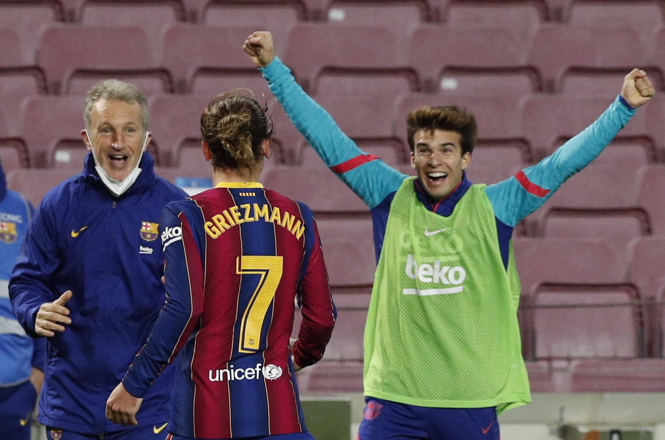 Barca len nhi bang anh 7