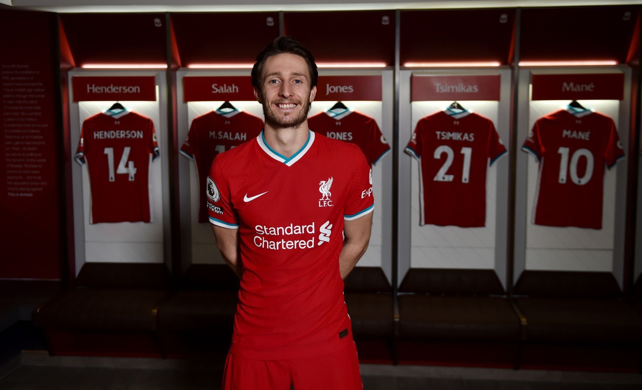 Liverpool mua trung ve anh 2