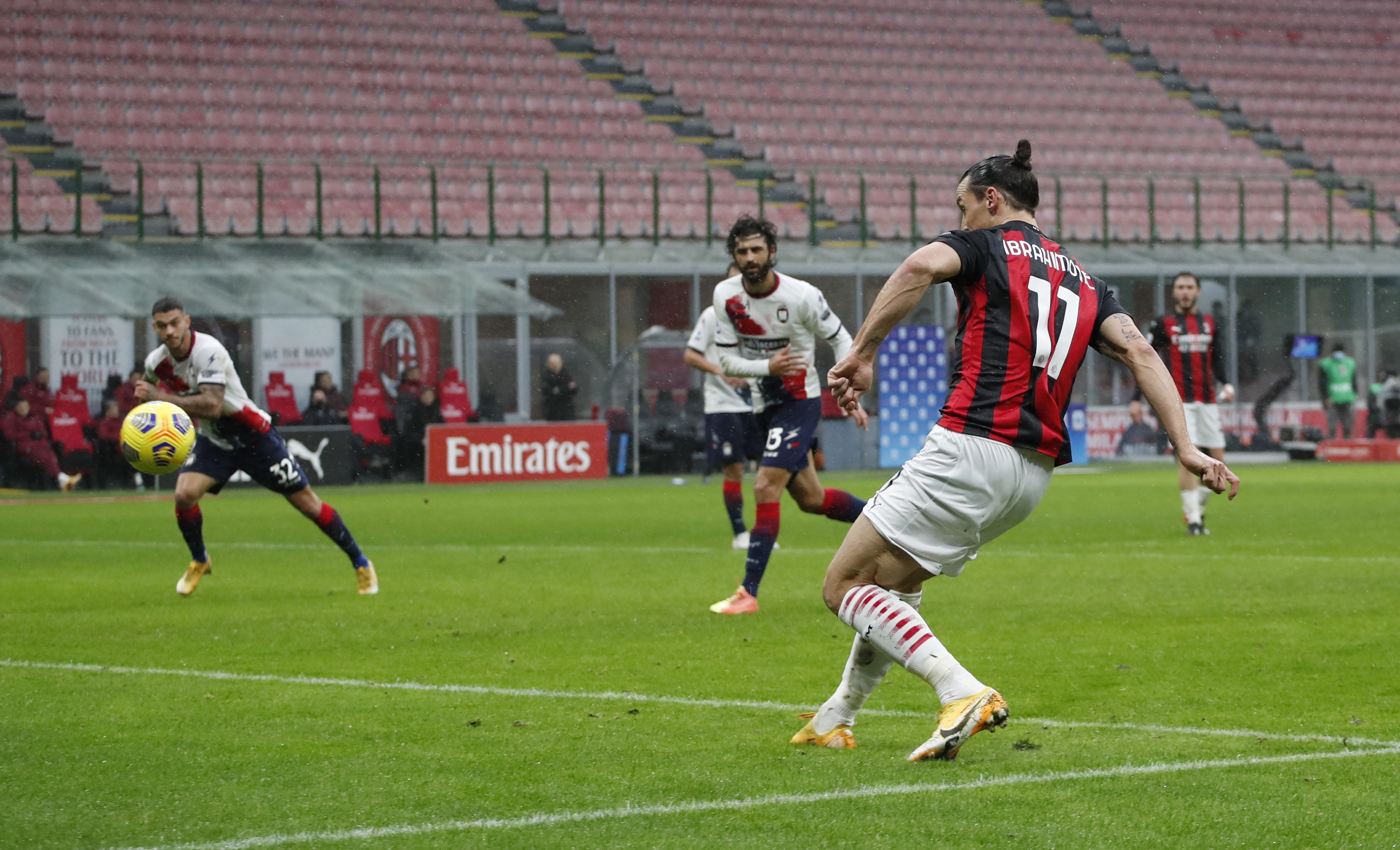 Ibrahimovic lap ky luc anh 2