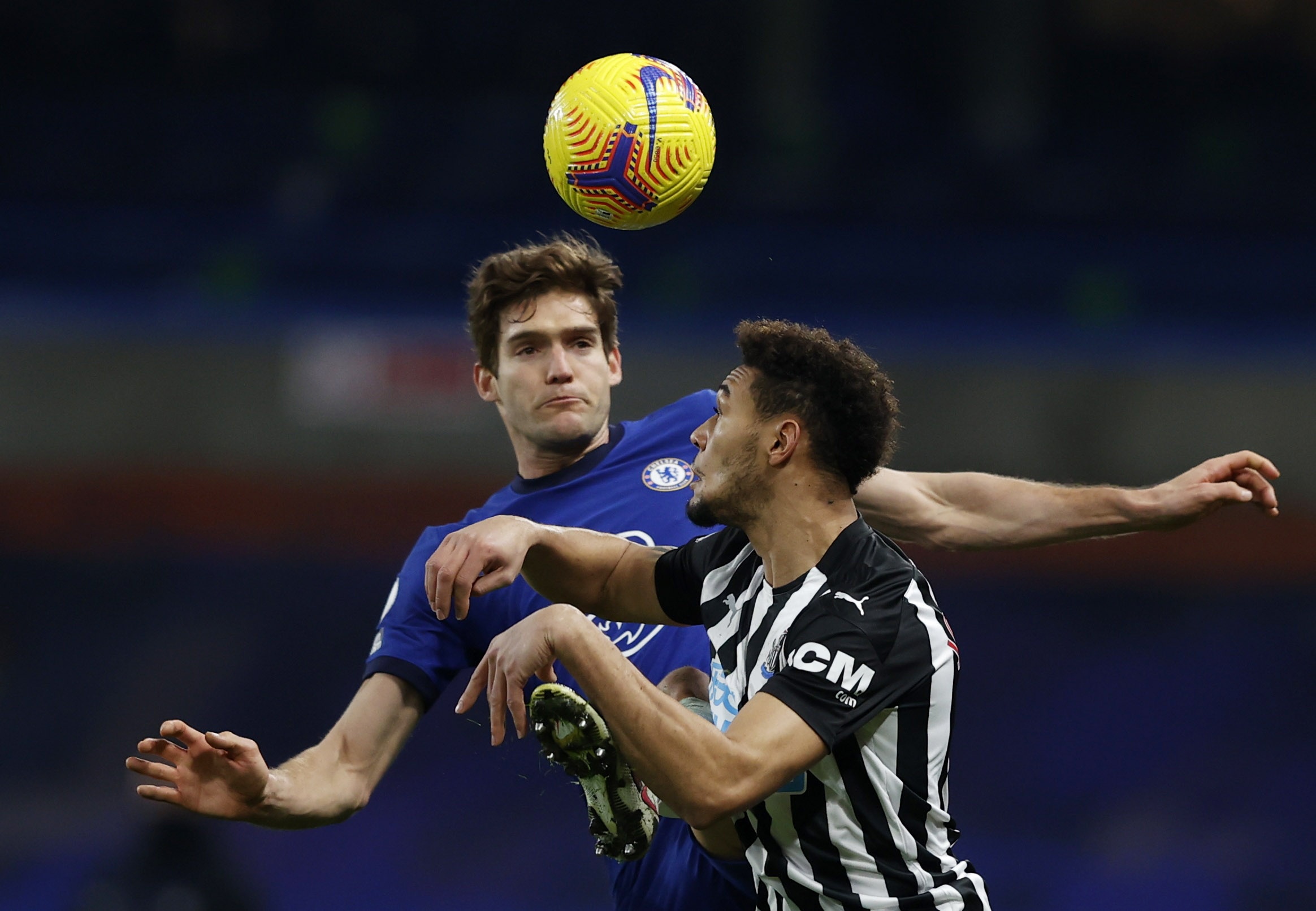 Chelsea tro lai top 4 anh 7