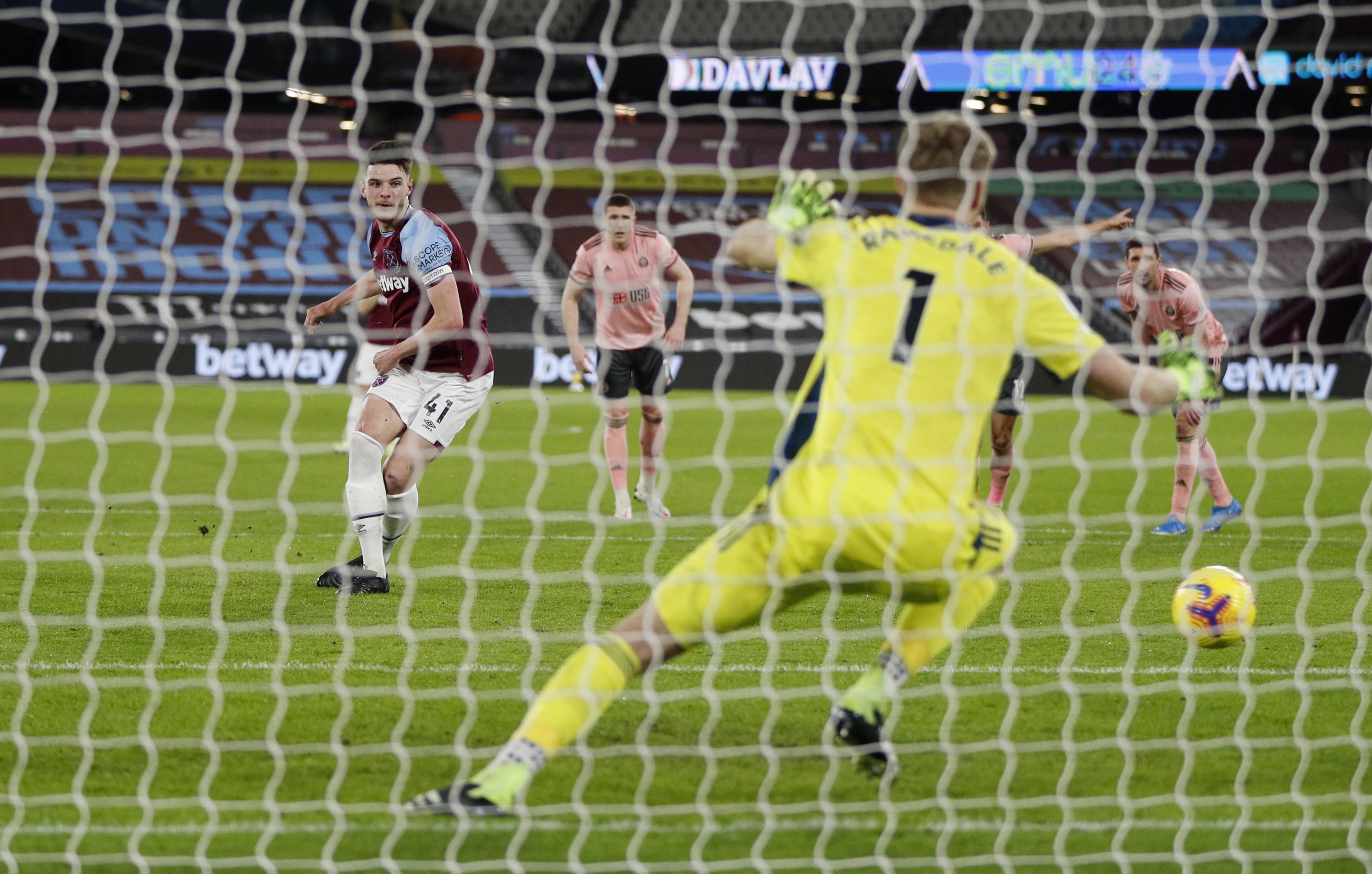 Lingard sang West Ham anh 4