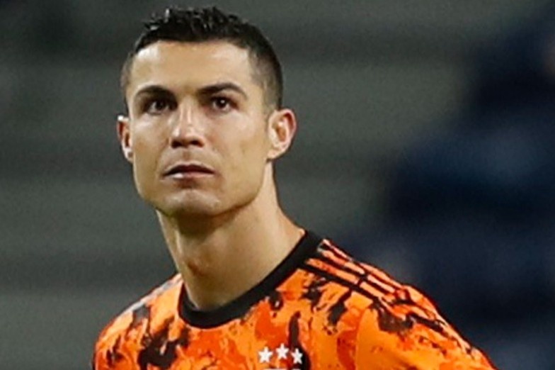 'Ronaldo dang dau tranh voi nhung y tuong cua Pirlo' hinh anh